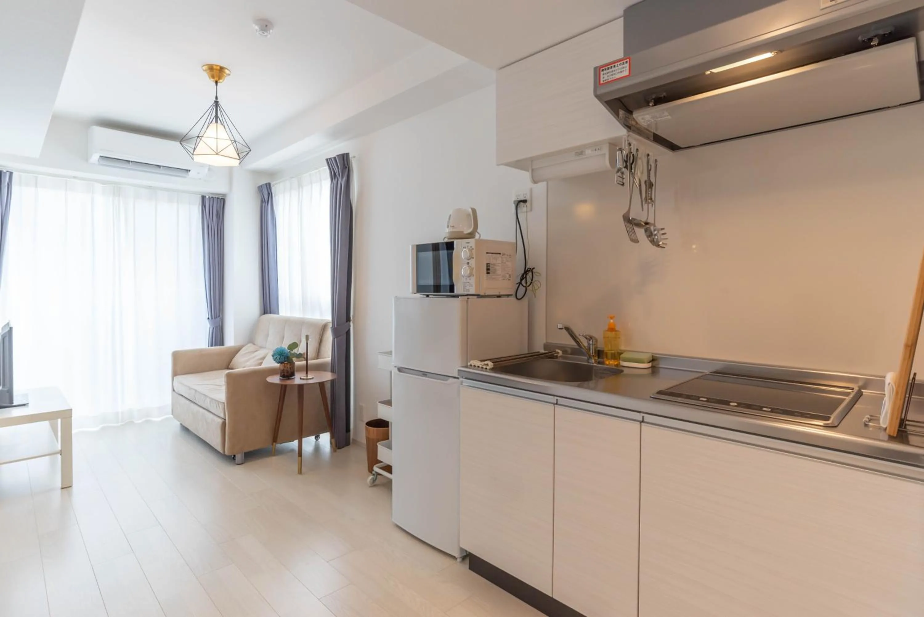 Kitchen or kitchenette in FDS ZEAL