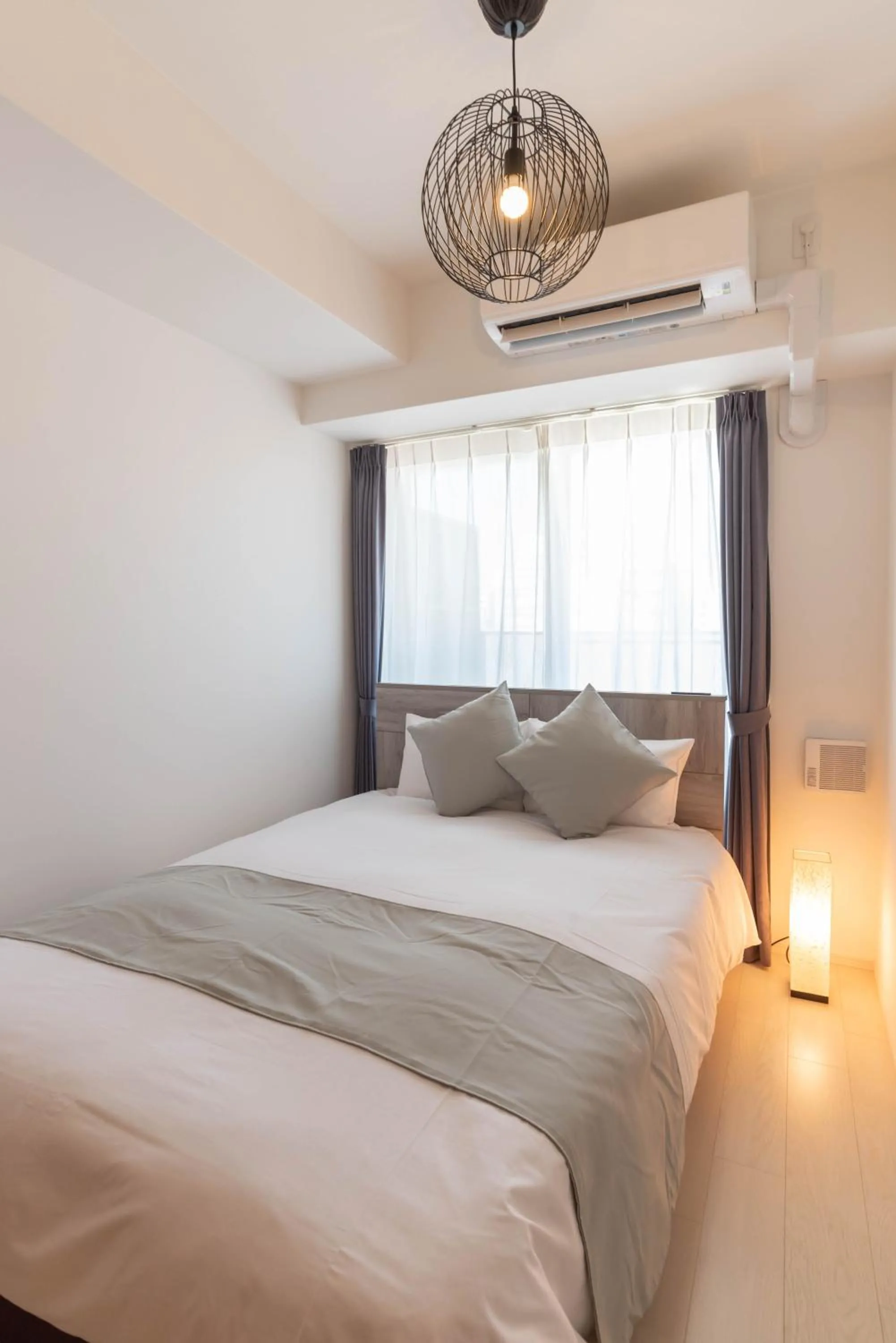 Bedroom, Bed in FDS ZEAL
