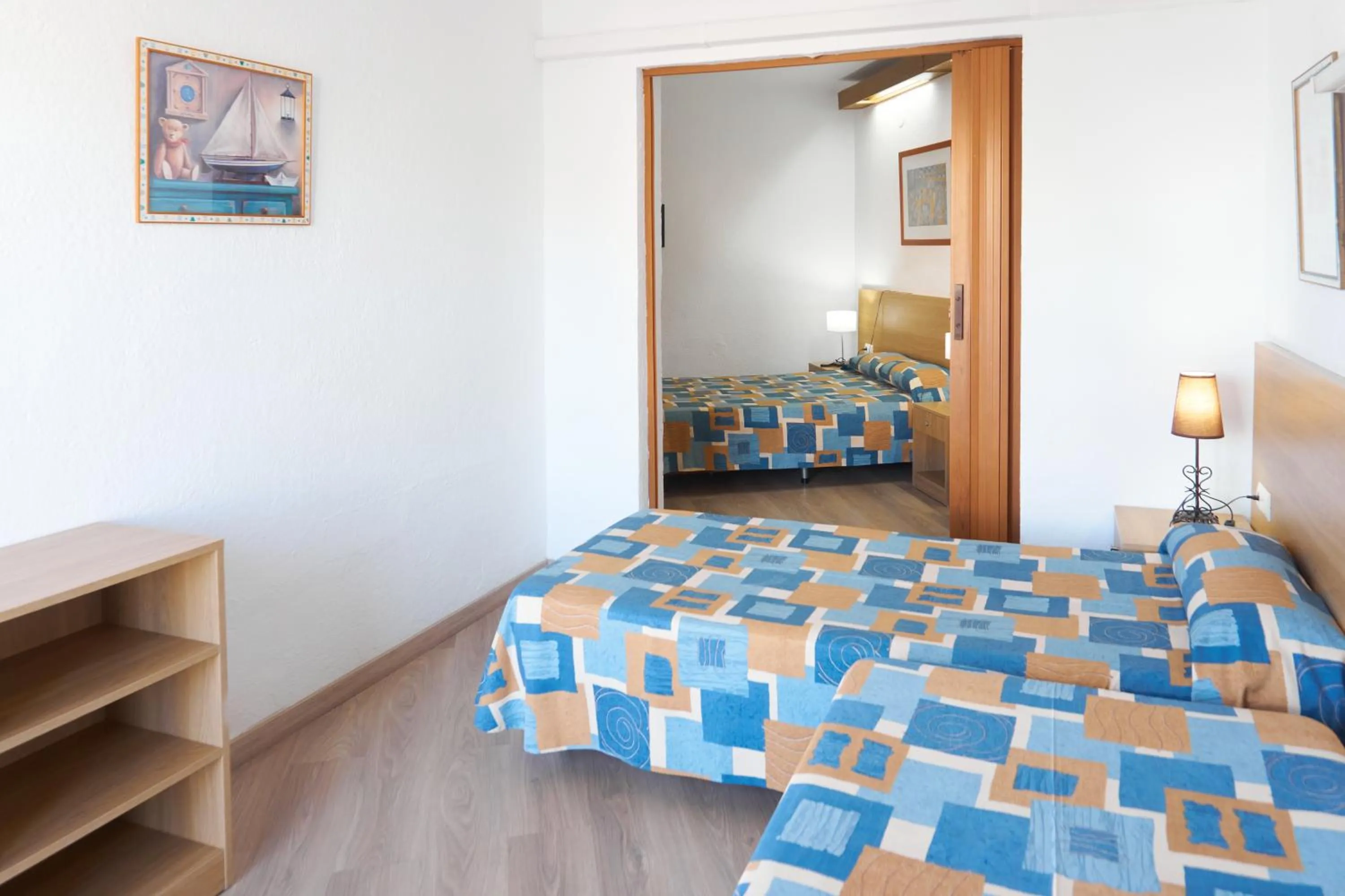 Photo of the whole room, Bed in Nautilus Hotel