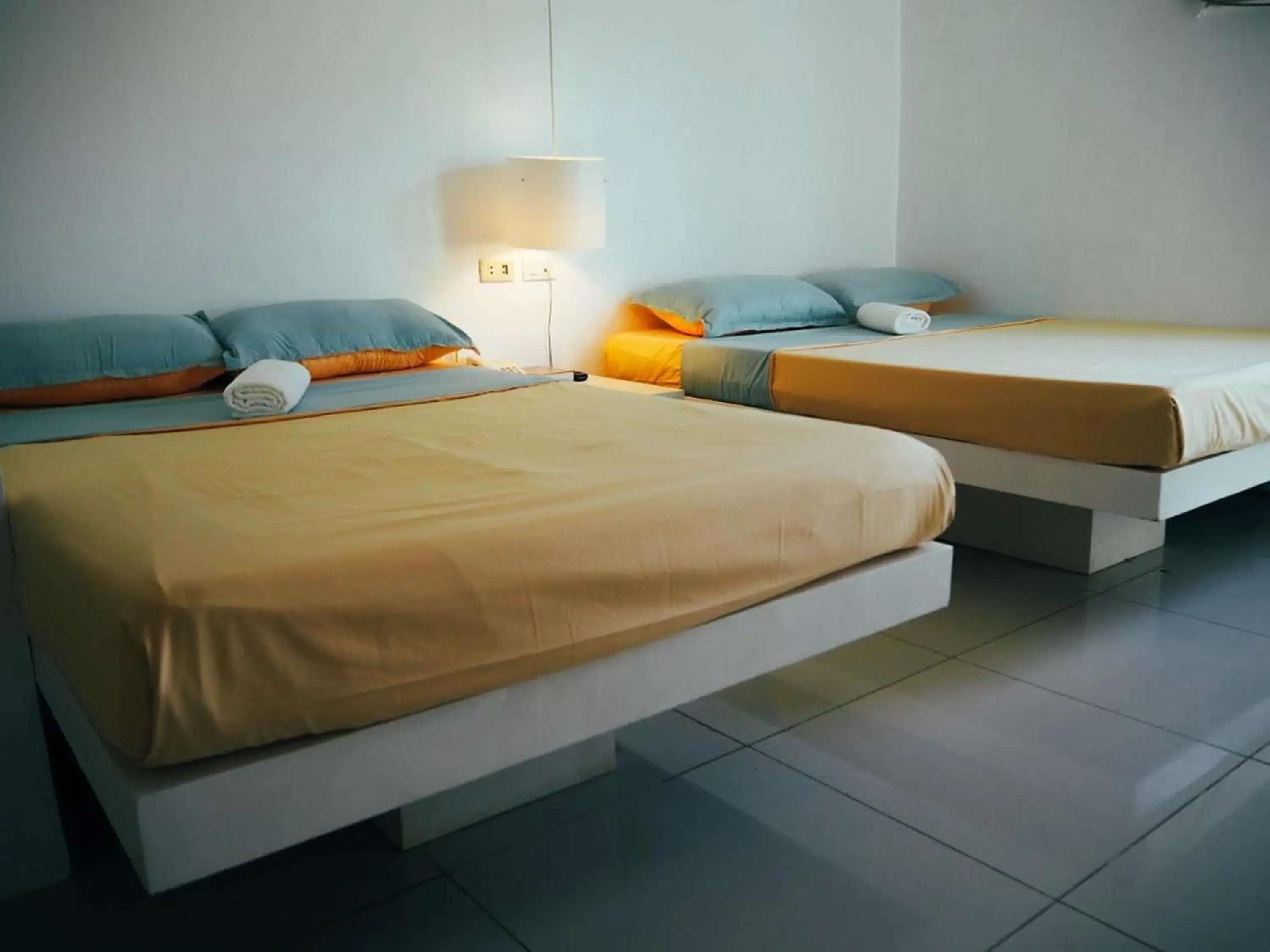 Bed in Wanderlust Bed and Breakfast Puerto Princesa Bed in Wanderlust Bed and Breakfast Puerto Princesa