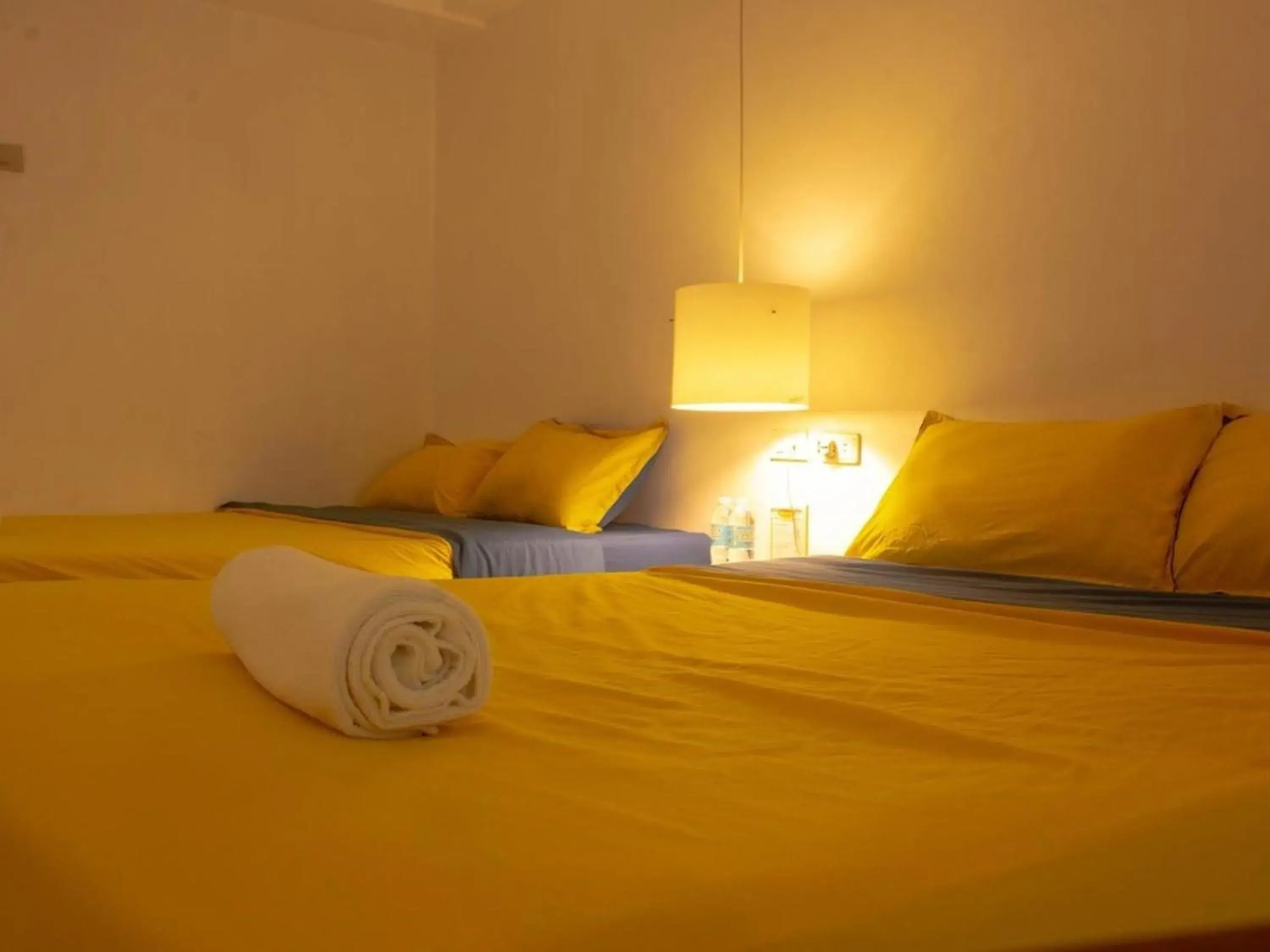 Bed in Wanderlust Bed and Breakfast Puerto Princesa Bed in Wanderlust Bed and Breakfast Puerto Princesa