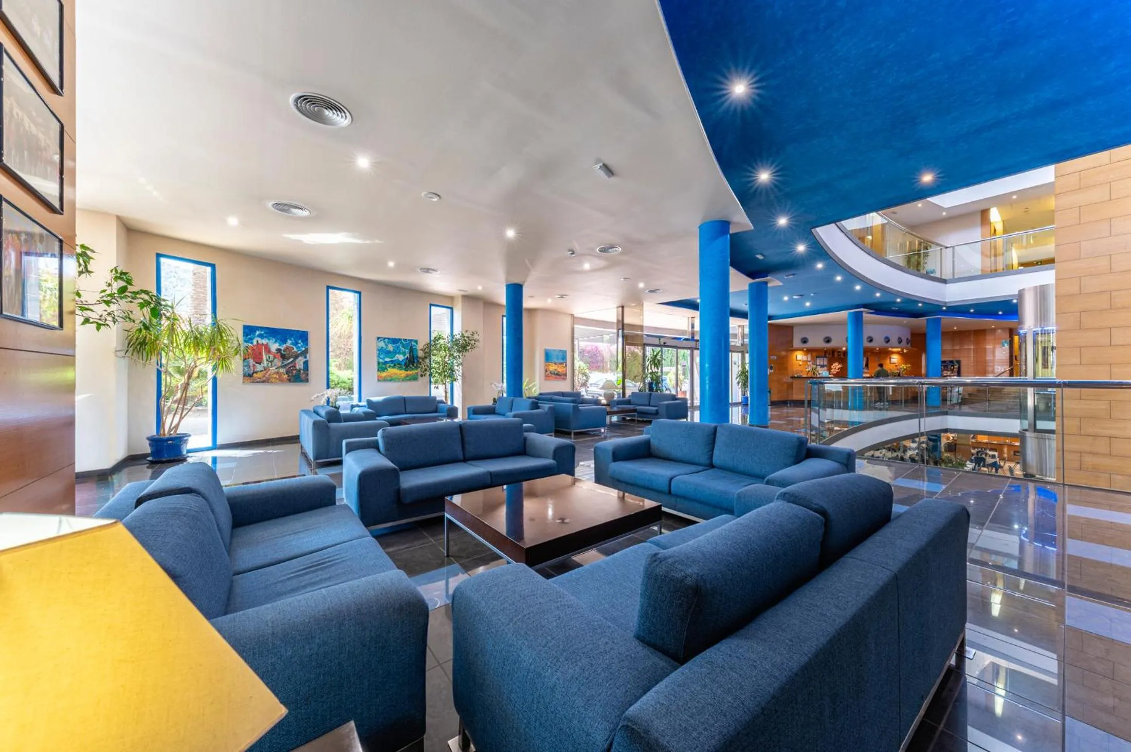 Living room in Hotel Rober Palas