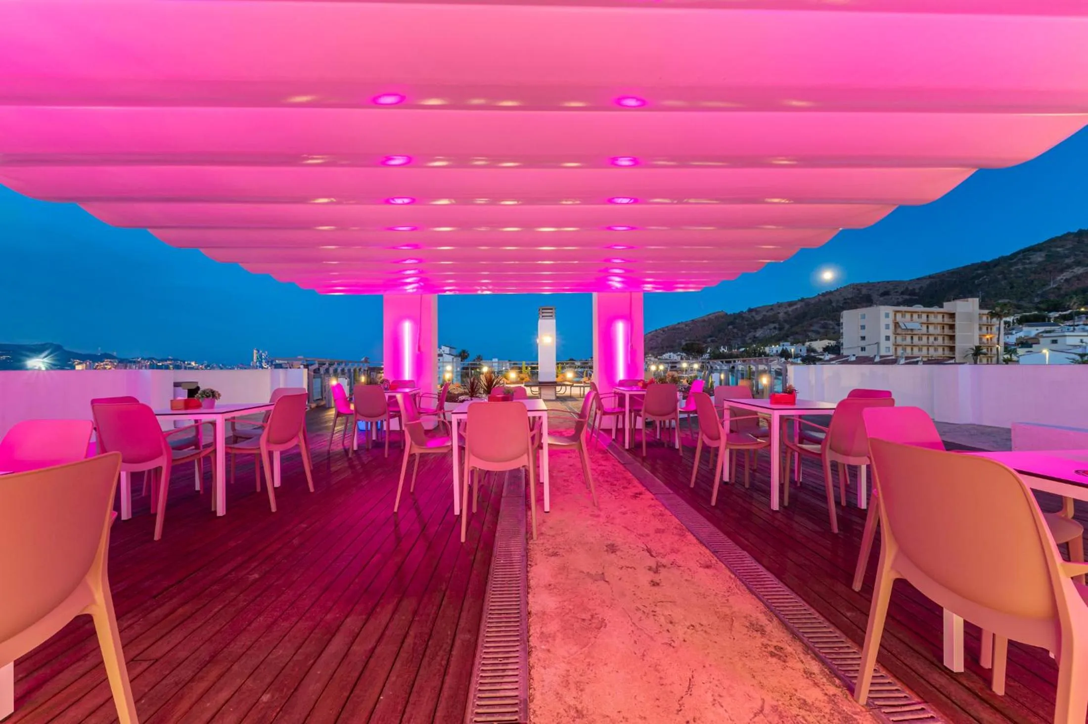 Property building in Hotel Rober Palas