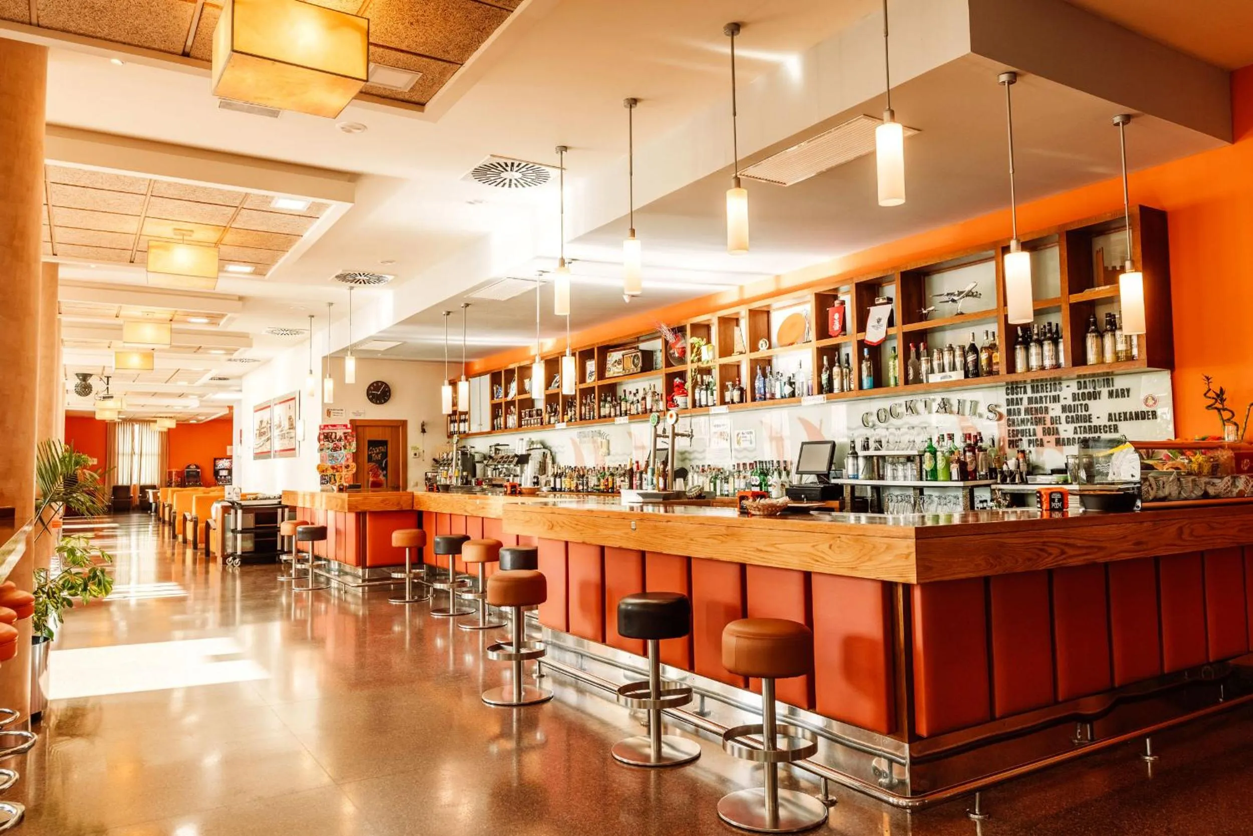 Lounge or bar in Hotel Monarque Costa Narejos