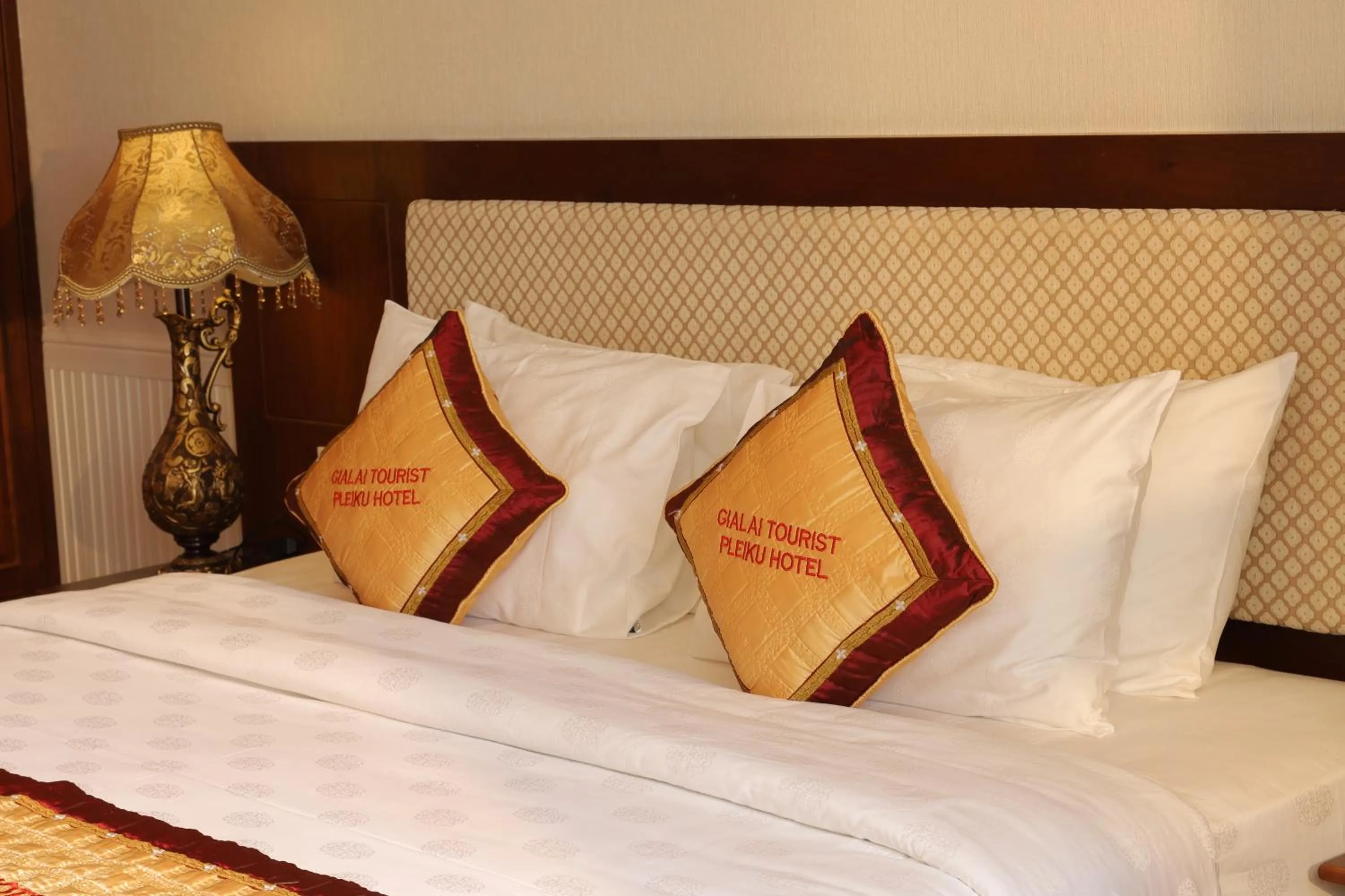 Bedroom, Bed in Pleiku Hotel by Gia Lai Tourist