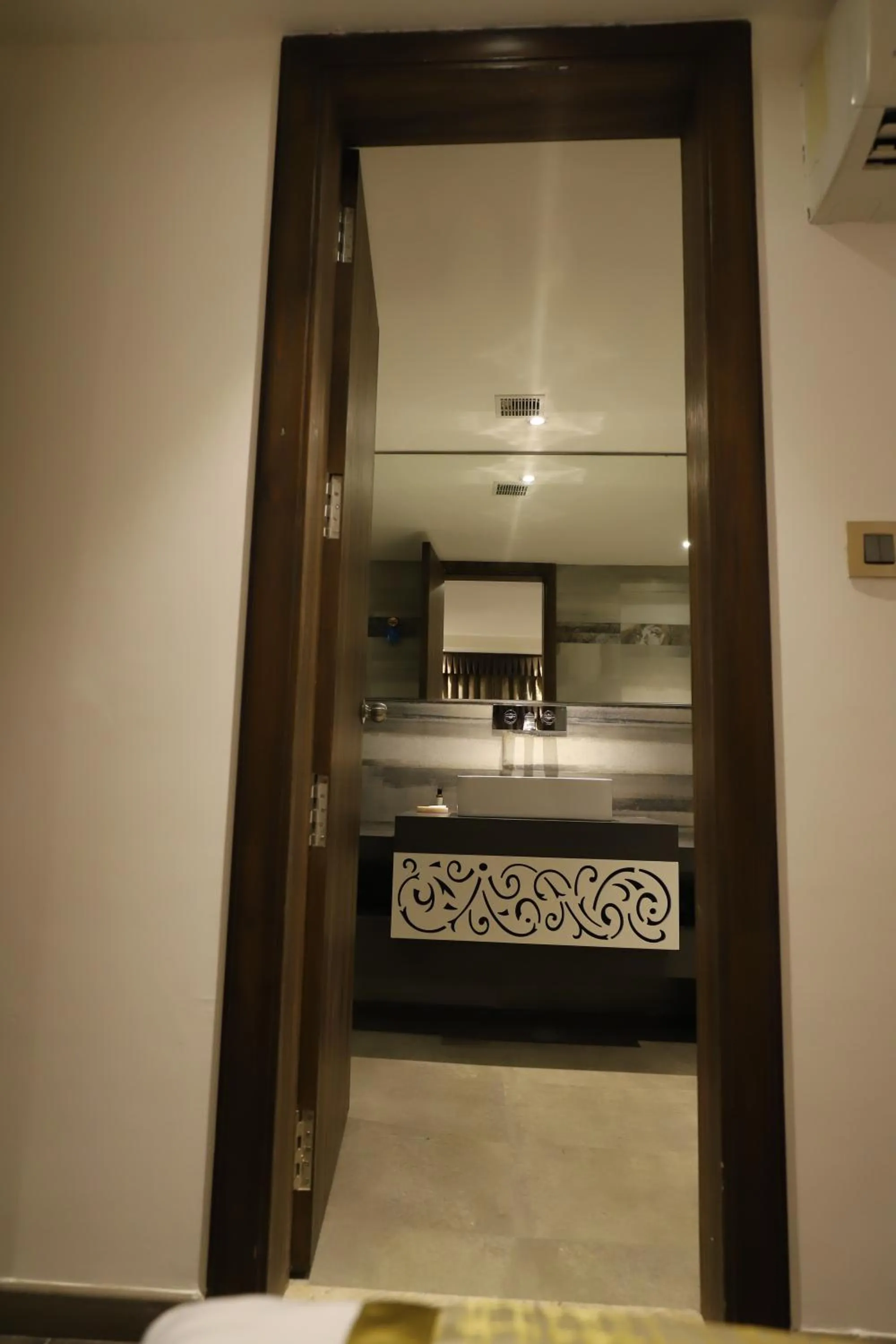 Photo of the whole room in The Pristine Hotel