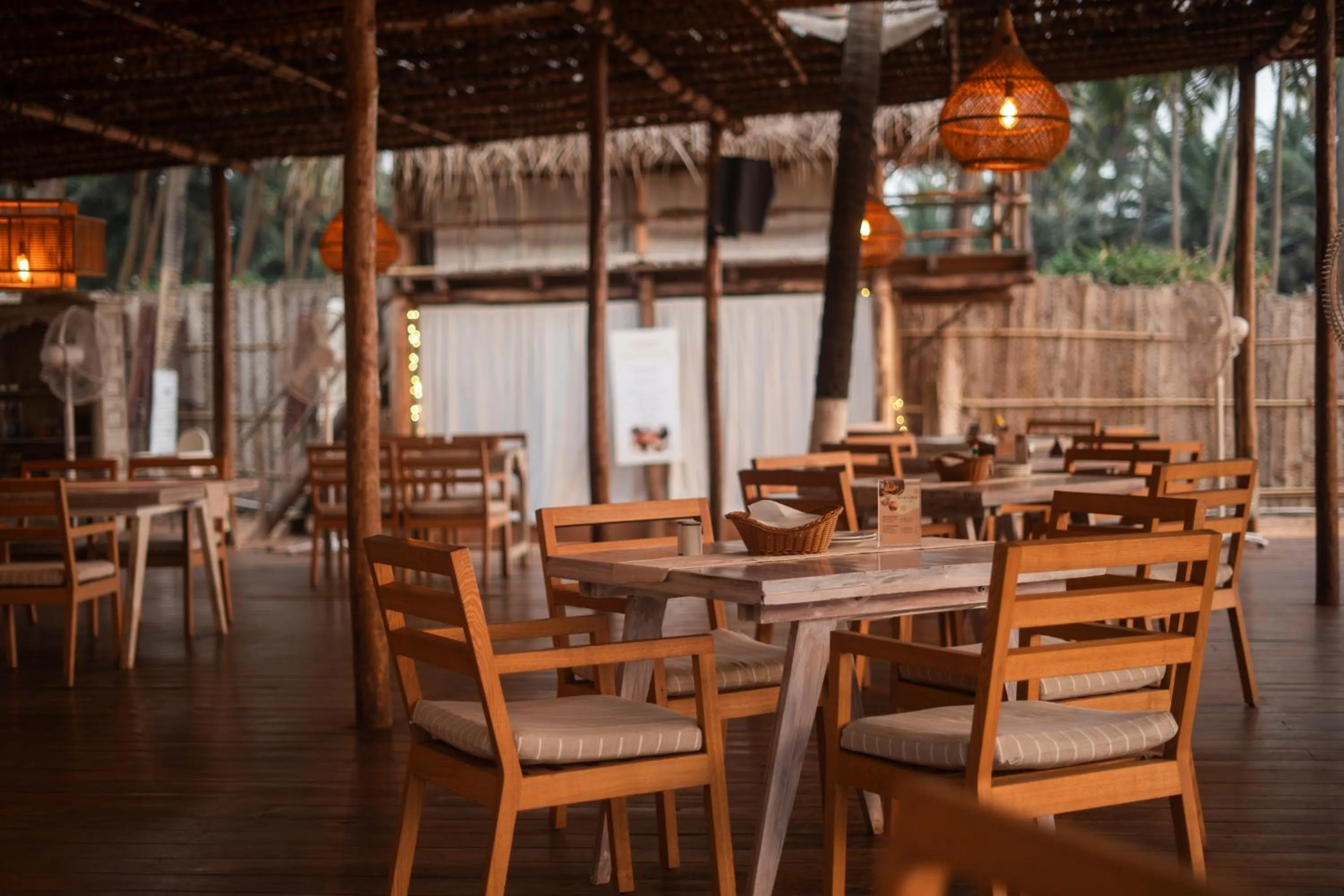 Restaurant/places to eat in Thalassa Beach Boutique Resort