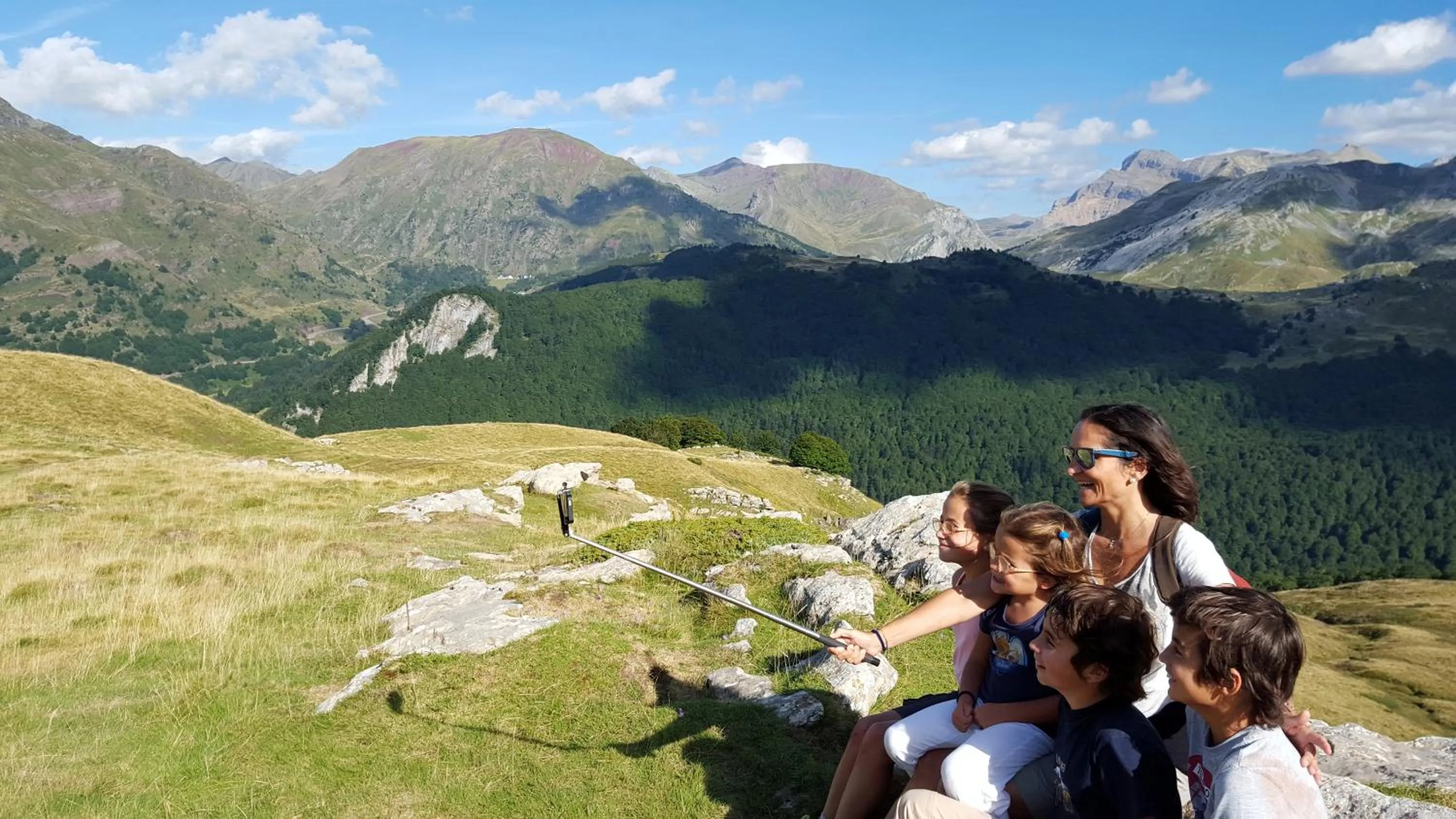 Hiking in Hotel Santa Cristina Petit Spa