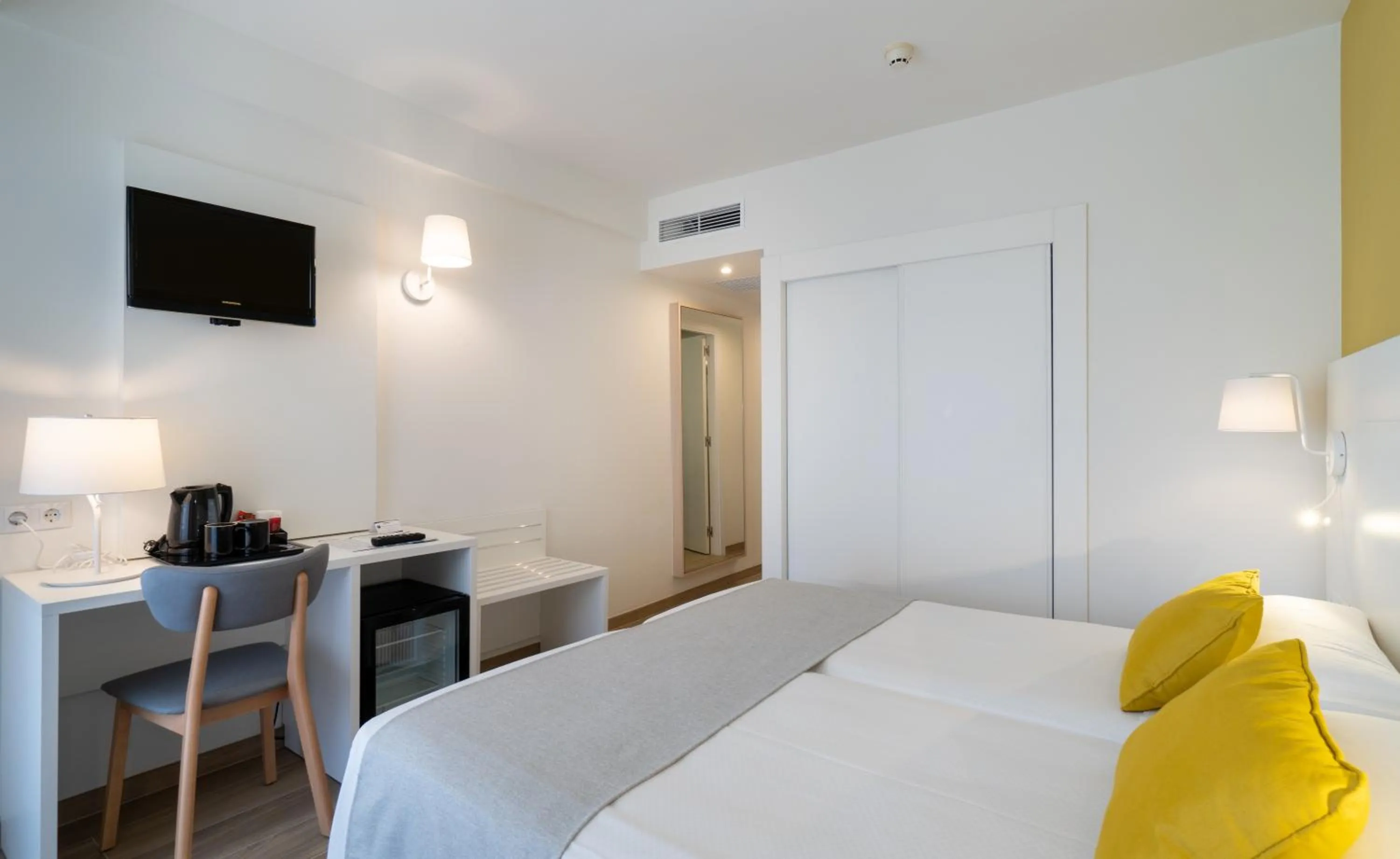 Bed in Medplaya Hotel Rio Park