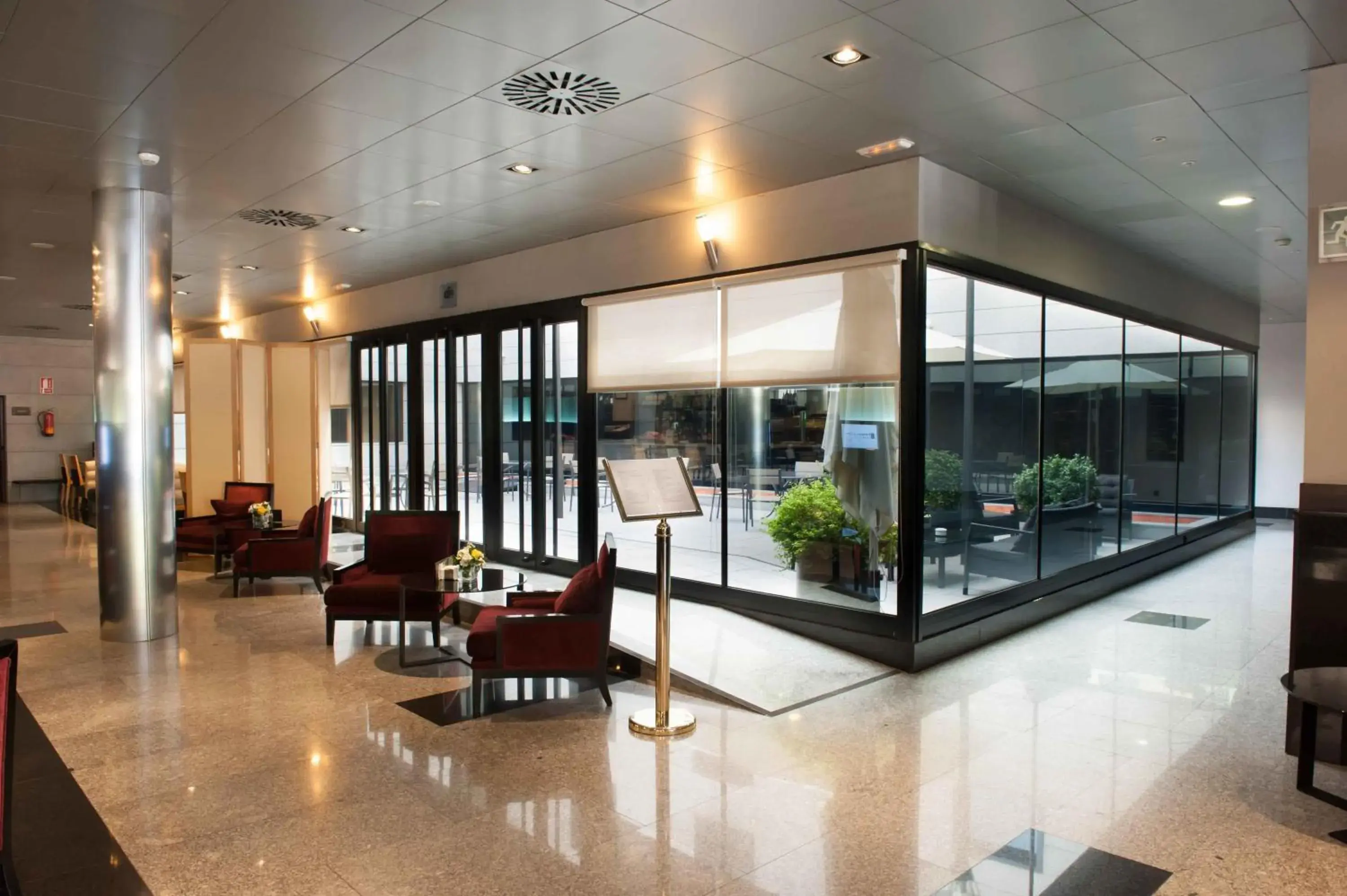 Lounge or bar in Sercotel Princesa De Eboli Lounge or bar in Sercotel Princesa De Eboli