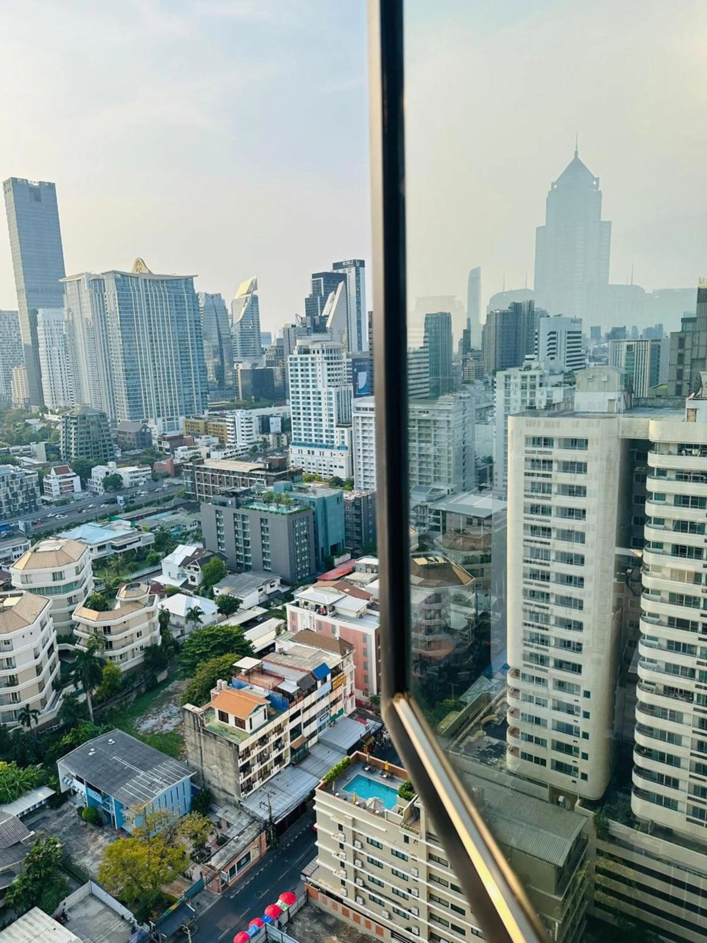 City view in Omni Tower Direct Rooms - Apartments, Sukhumvit Soi 4