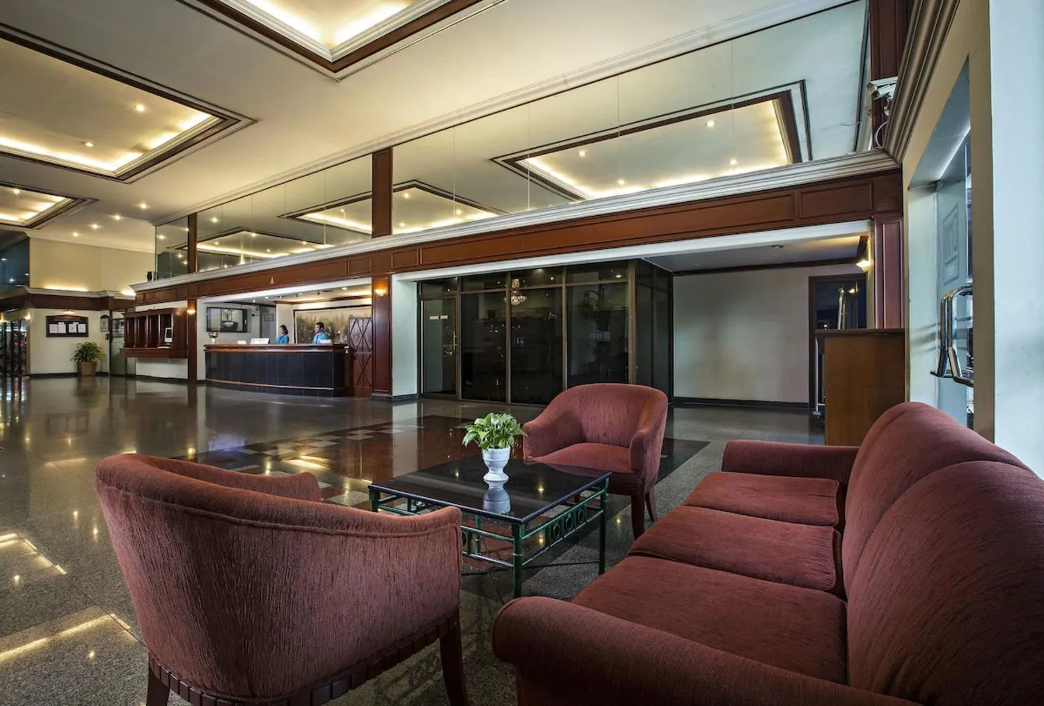 Lobby or reception in Omni Tower Direct Rooms - Apartments, Sukhumvit Soi 4