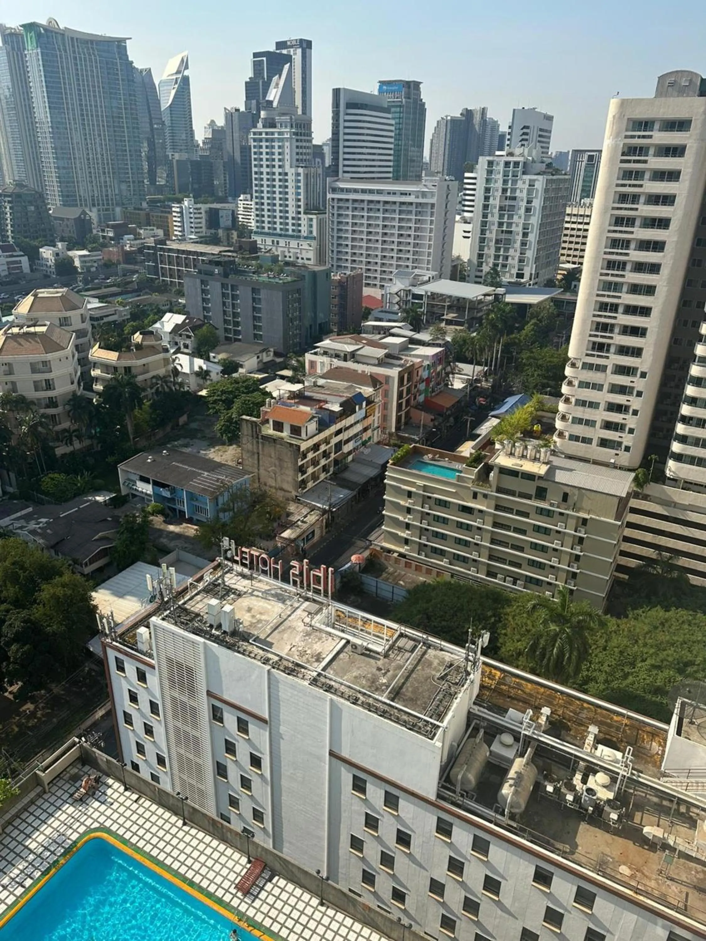 City view in Omni Tower Direct Rooms - Apartments, Sukhumvit Soi 4