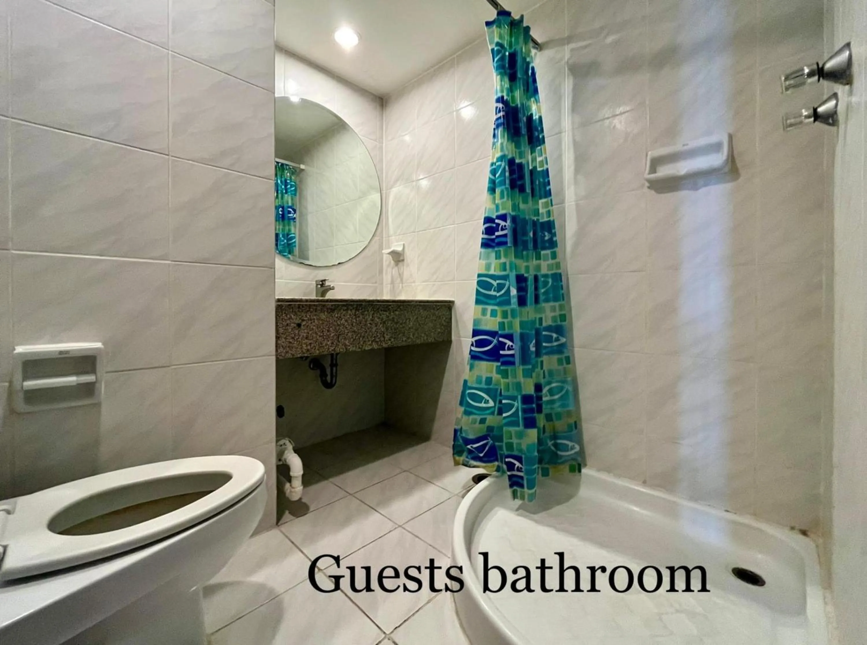 Bathroom in Omni Tower Direct Rooms - Apartments, Sukhumvit Soi 4