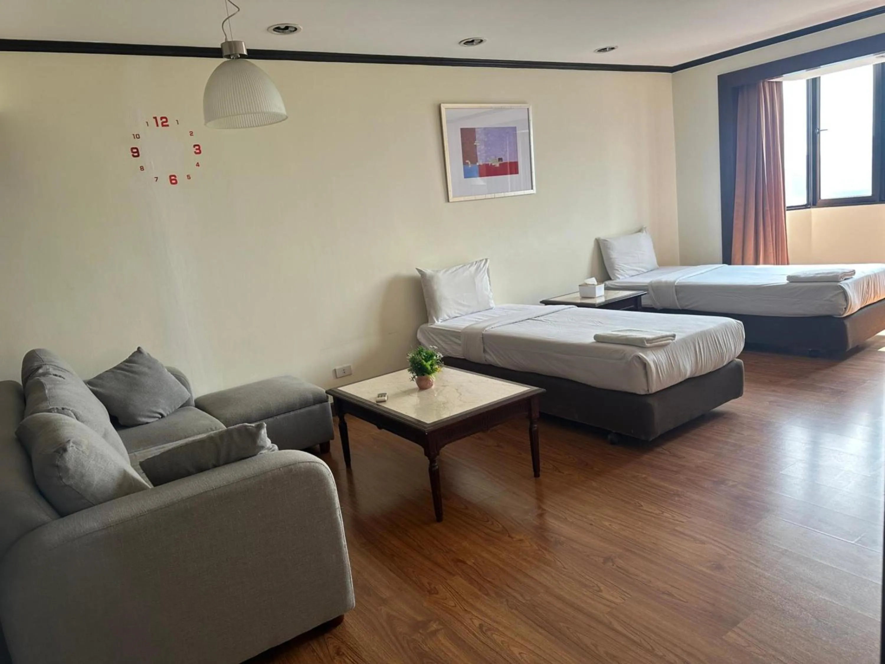 Bed in Omni Tower Direct Rooms - Apartments, Sukhumvit Soi 4