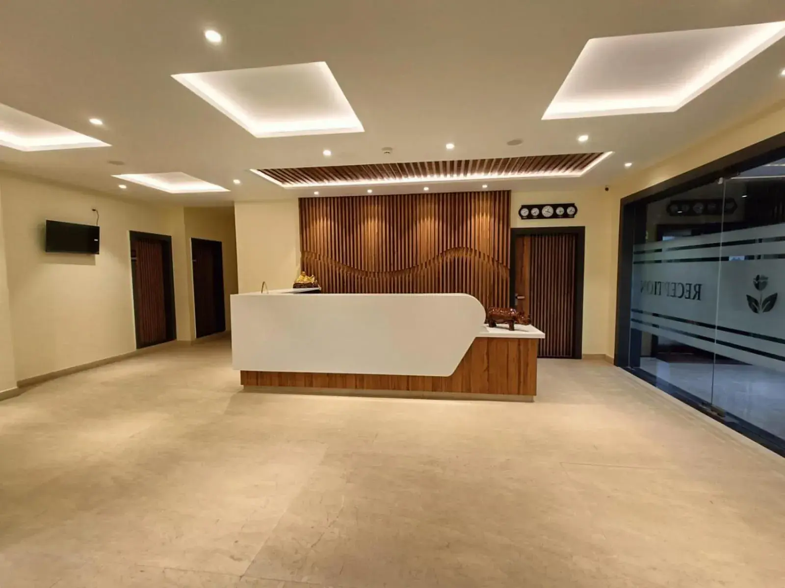 Lobby or reception in HOTEL GOLDEN ORCHID Lobby or reception in HOTEL GOLDEN ORCHID