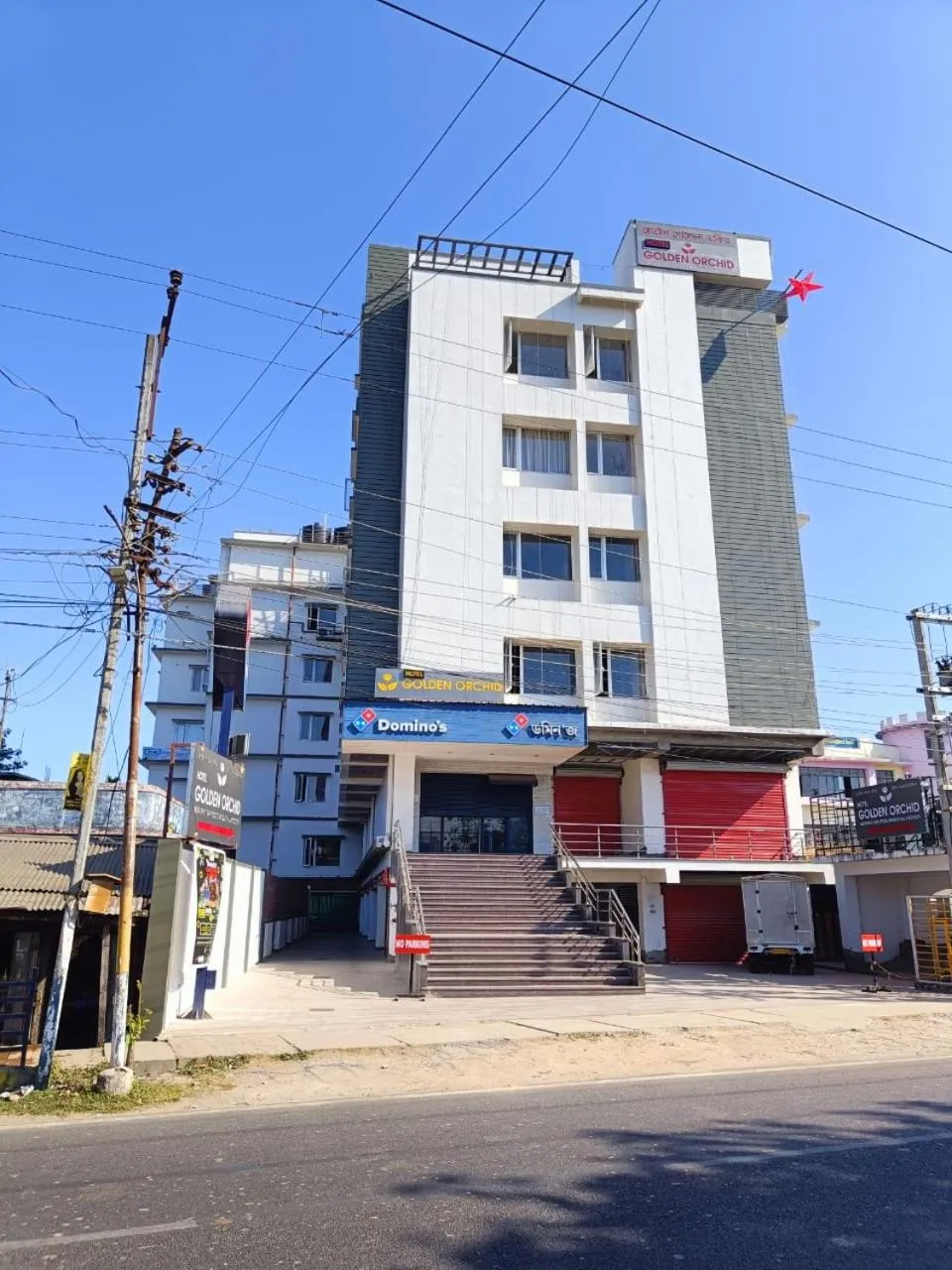 Property building in HOTEL GOLDEN ORCHID