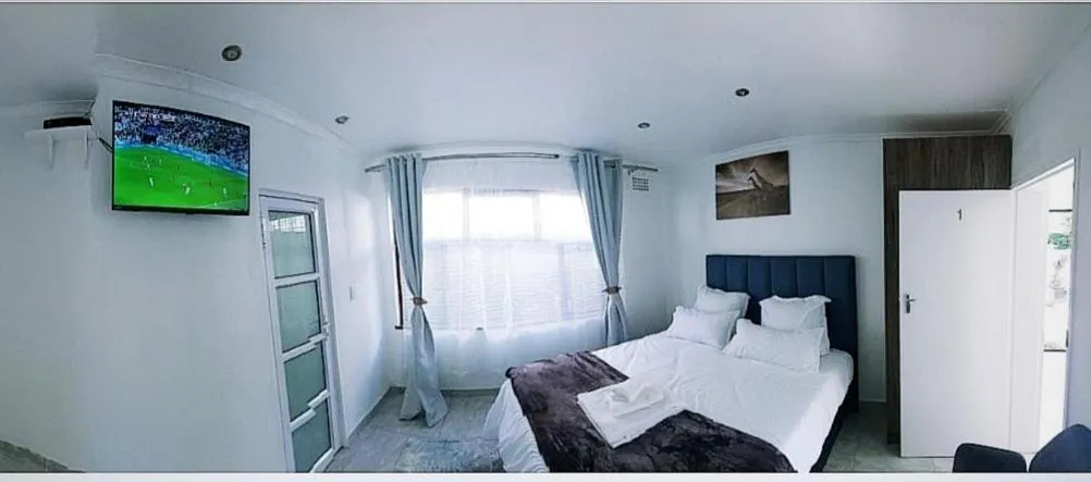 TV and multimedia, Bed in Blue Nile Guest