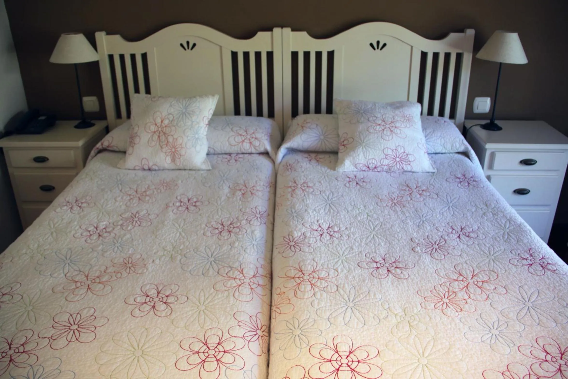 Photo of the whole room in Villa Mencia