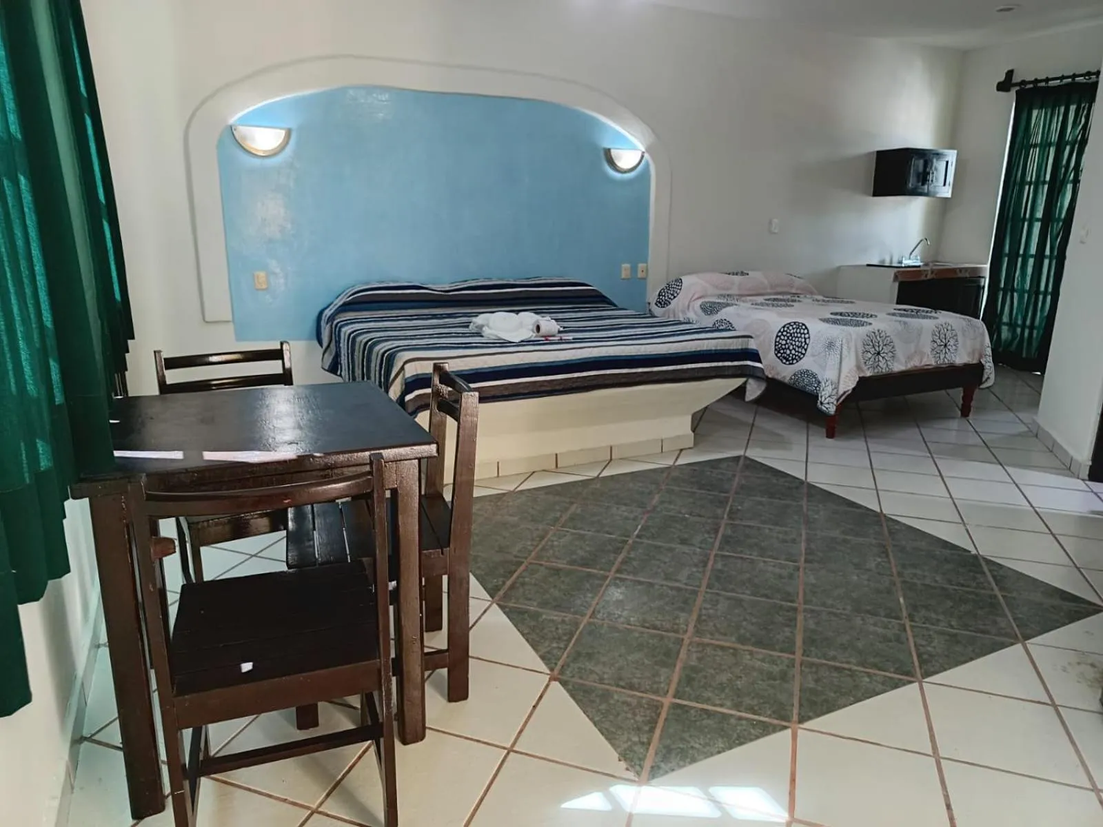 Deluxe Double Room with Two Double Beds in HOTEL ATLANTIDA