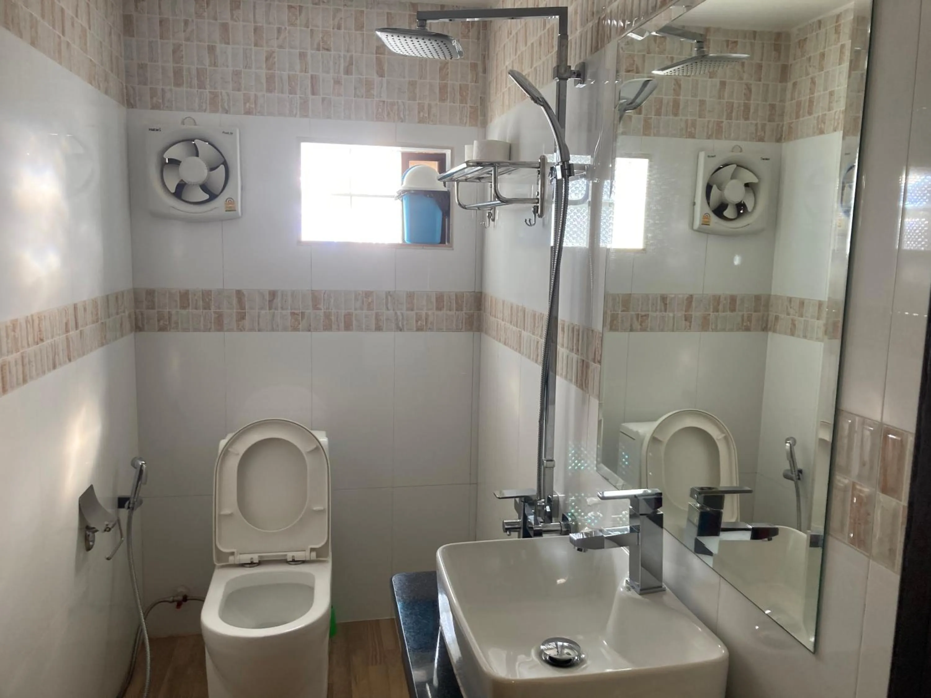 Shower in Lily Pad Boutique Hotel