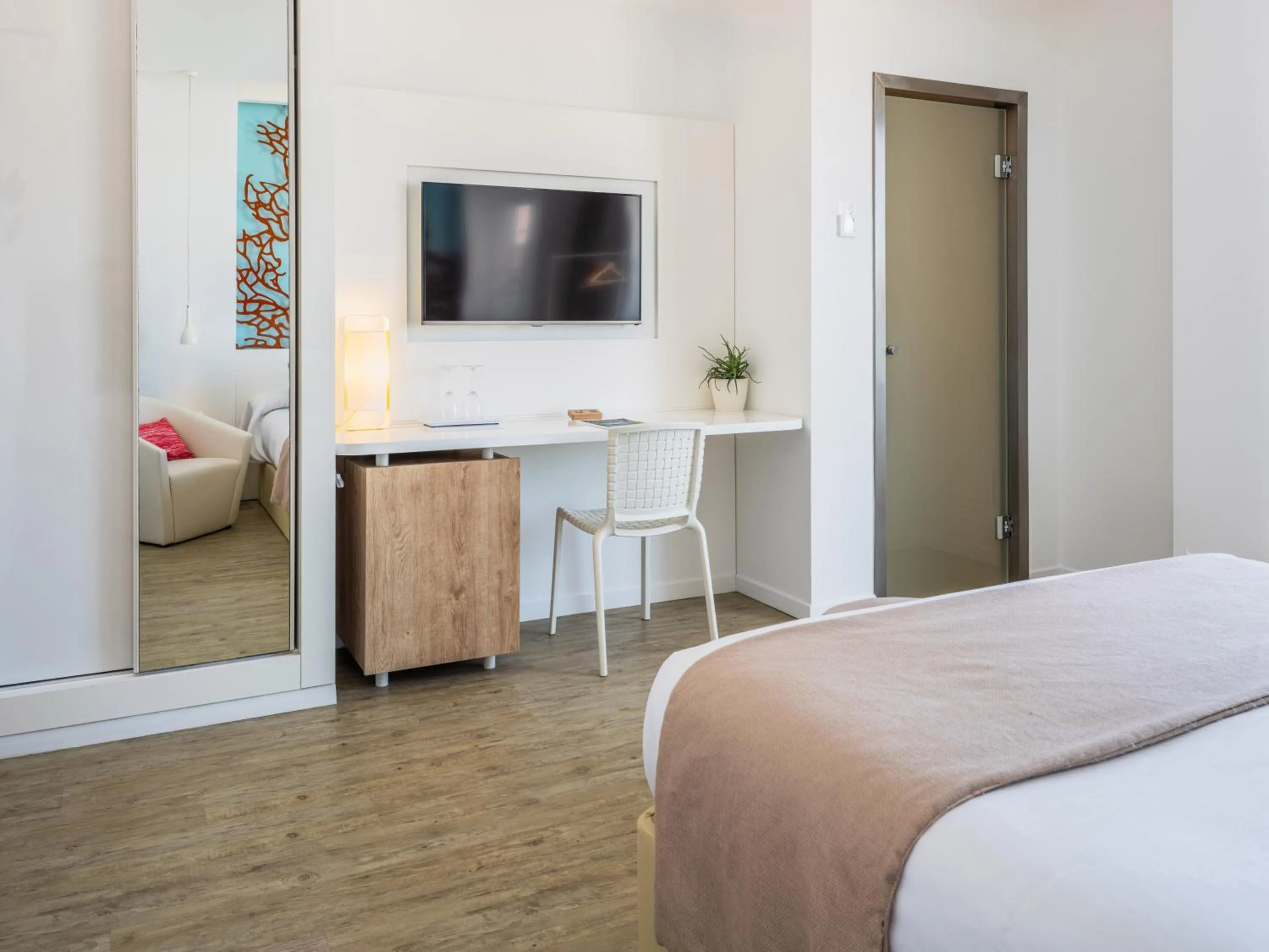 Bedroom, Bed in The Sea Hotel by Grupotel - Adults Only