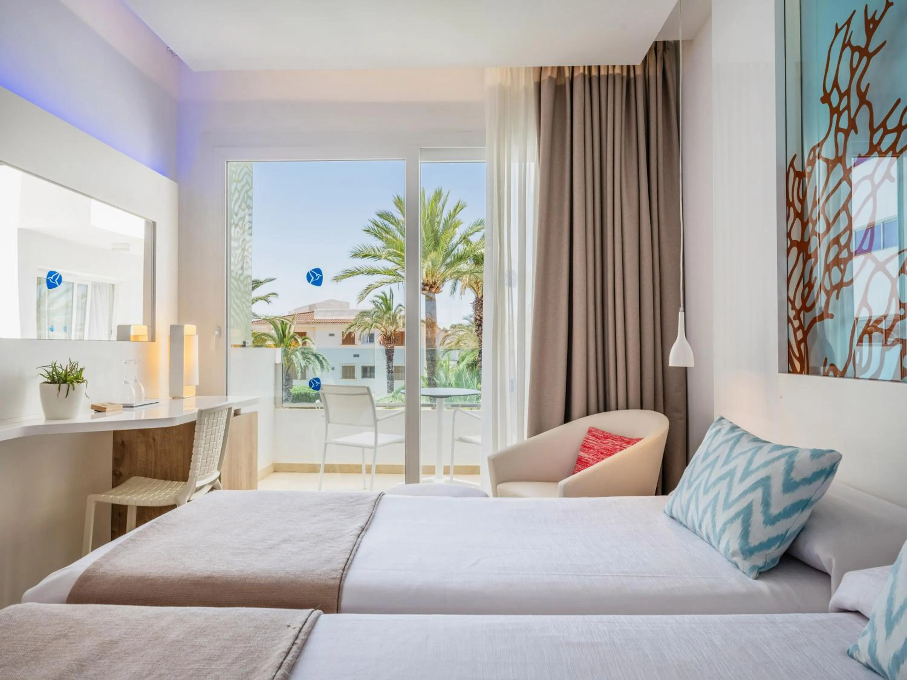 Bedroom, Bed in The Sea Hotel by Grupotel - Adults Only