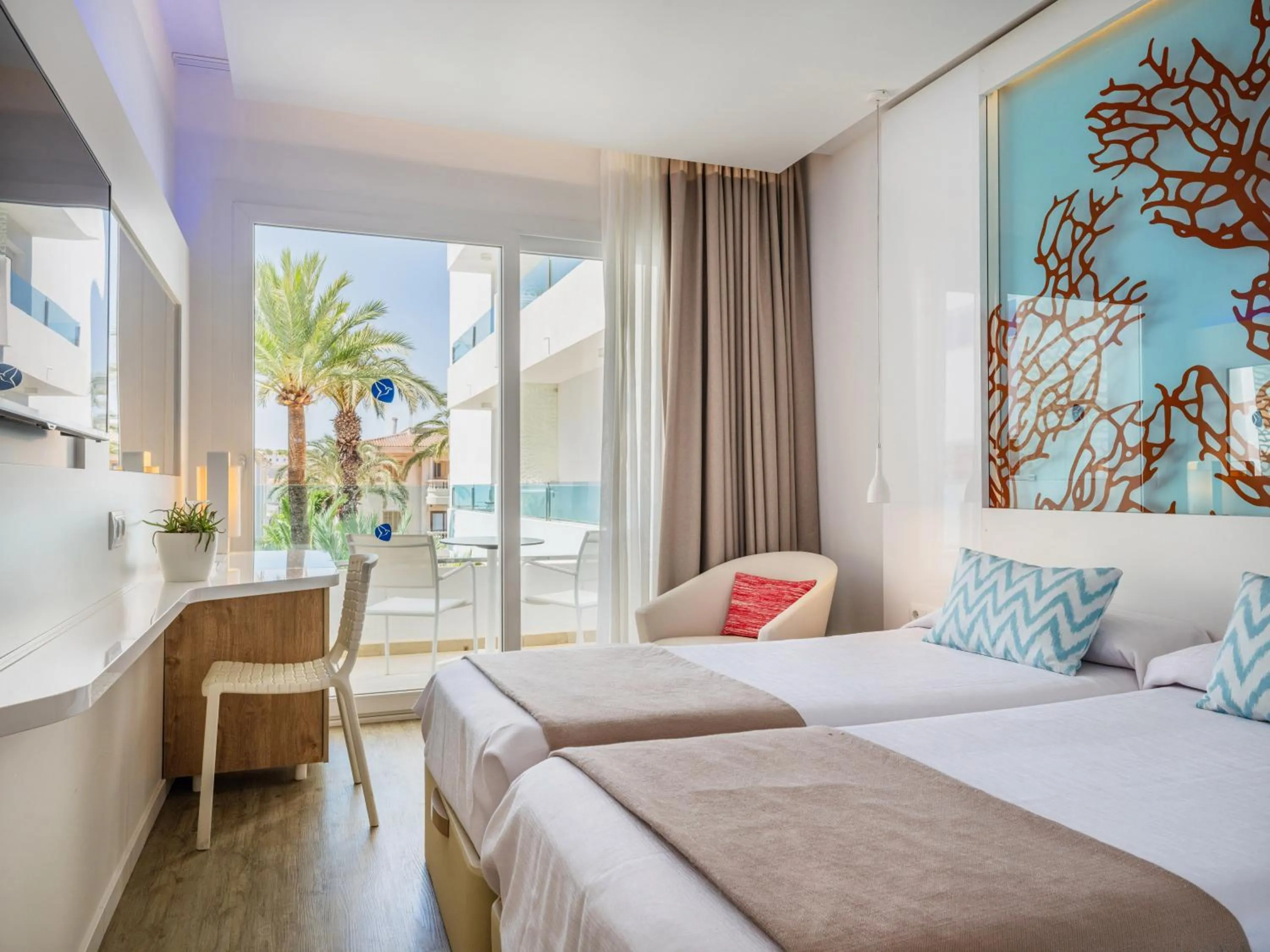 Bedroom, Bed in The Sea Hotel by Grupotel - Adults Only
