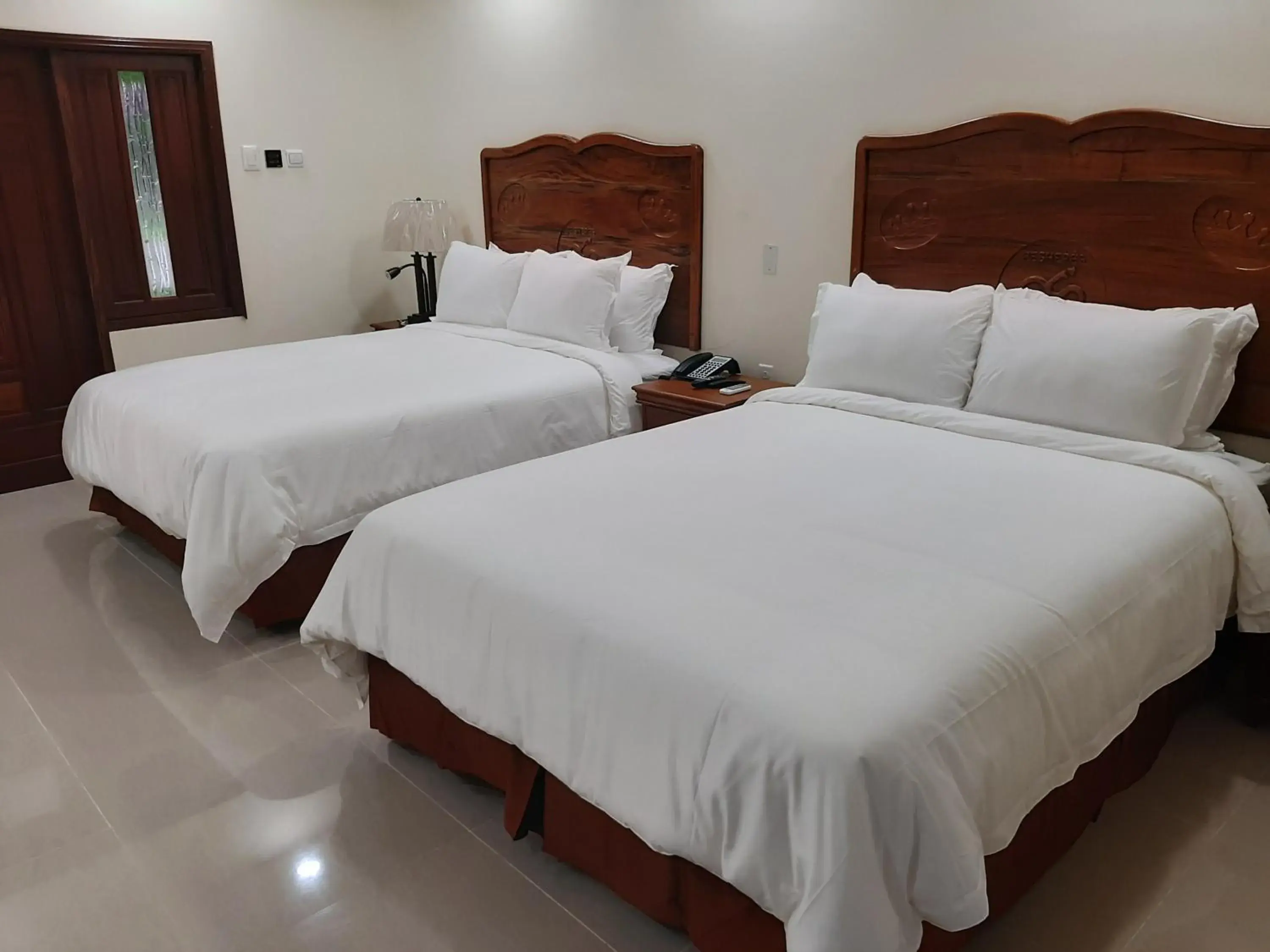 Standard Queen Room in PESHERES INN & SPA Standard Queen Room in PESHERES INN & SPA