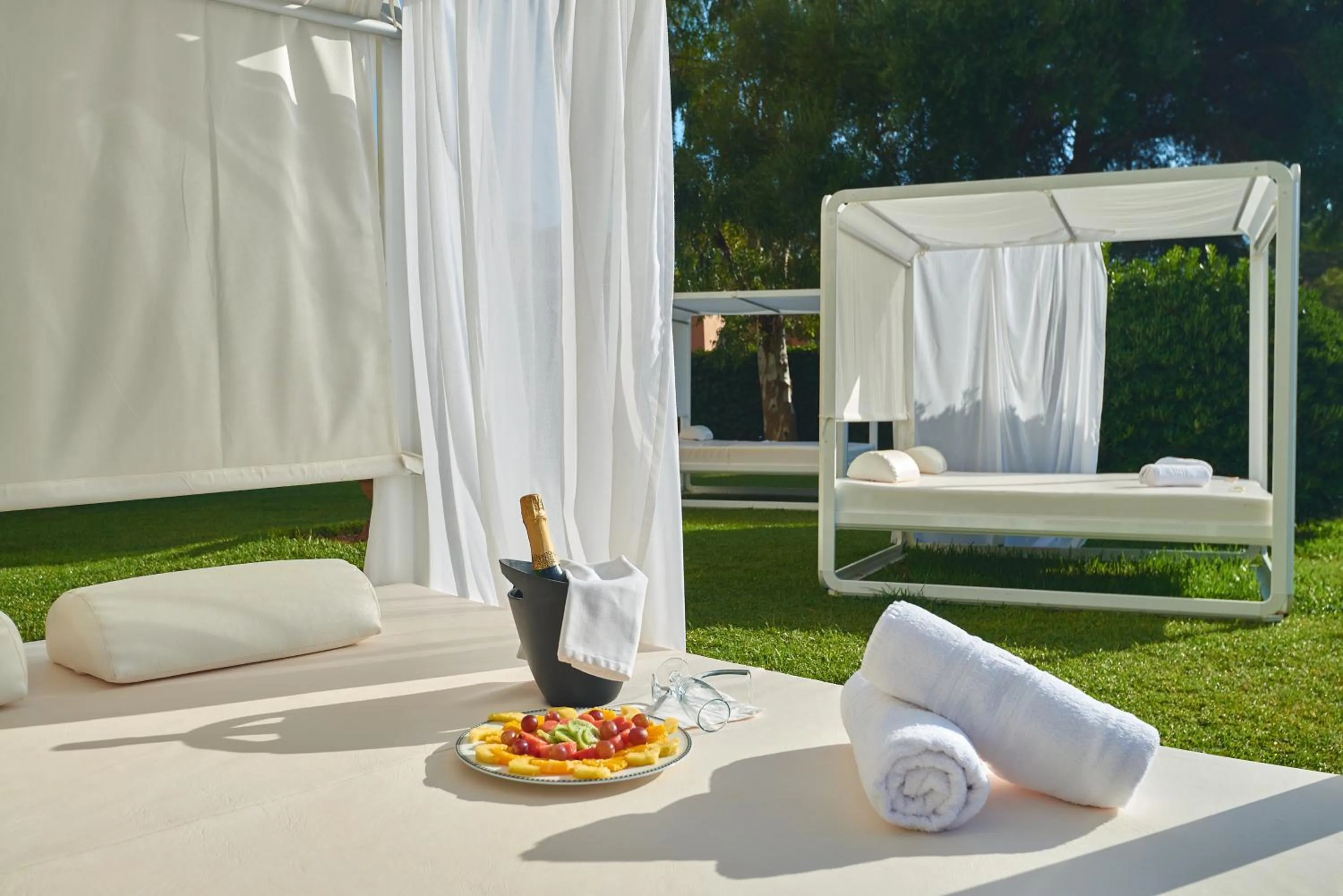 Area and facilities in HYB Eurocalas