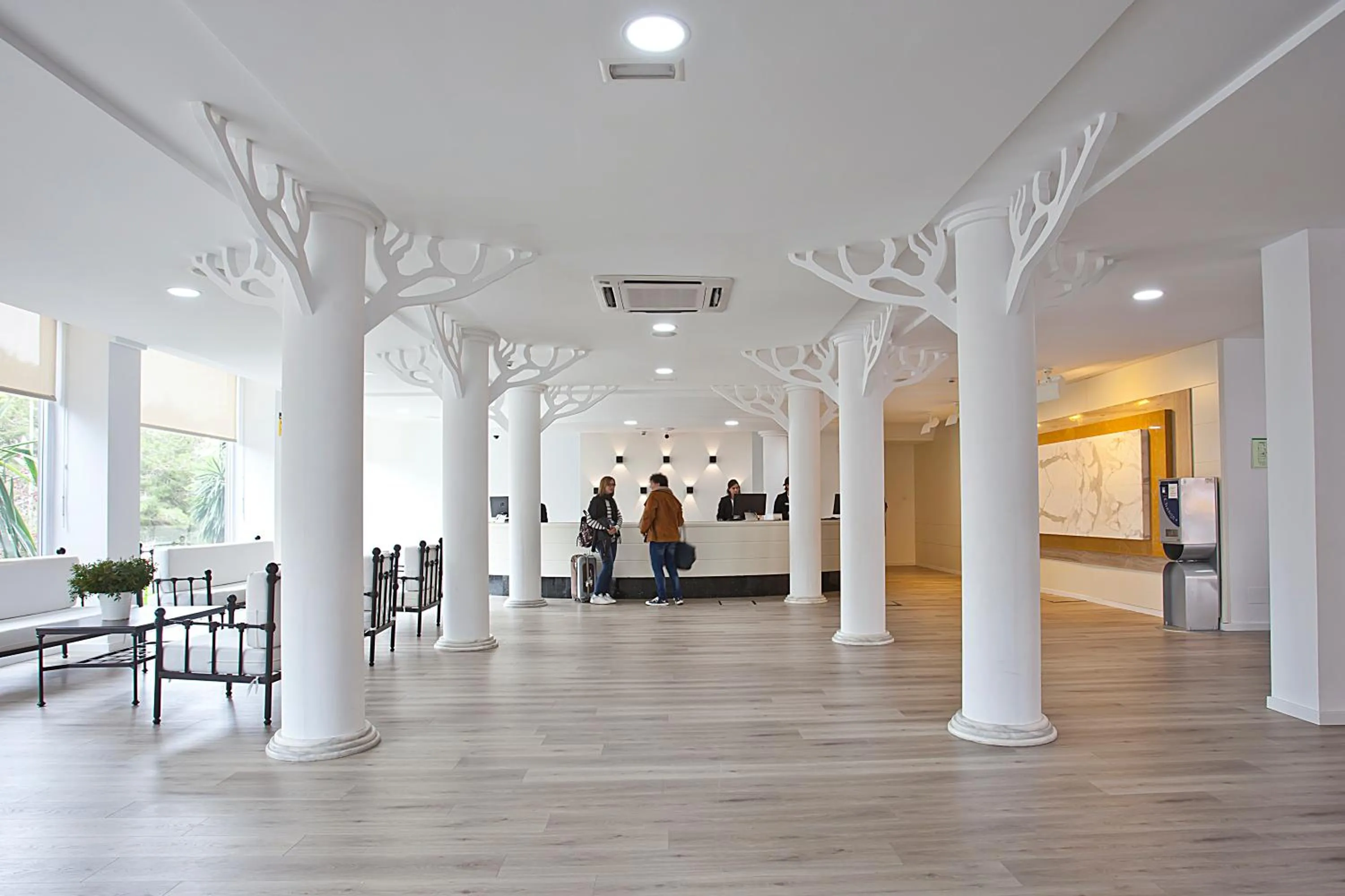 Lobby or reception in HYB Eurocalas