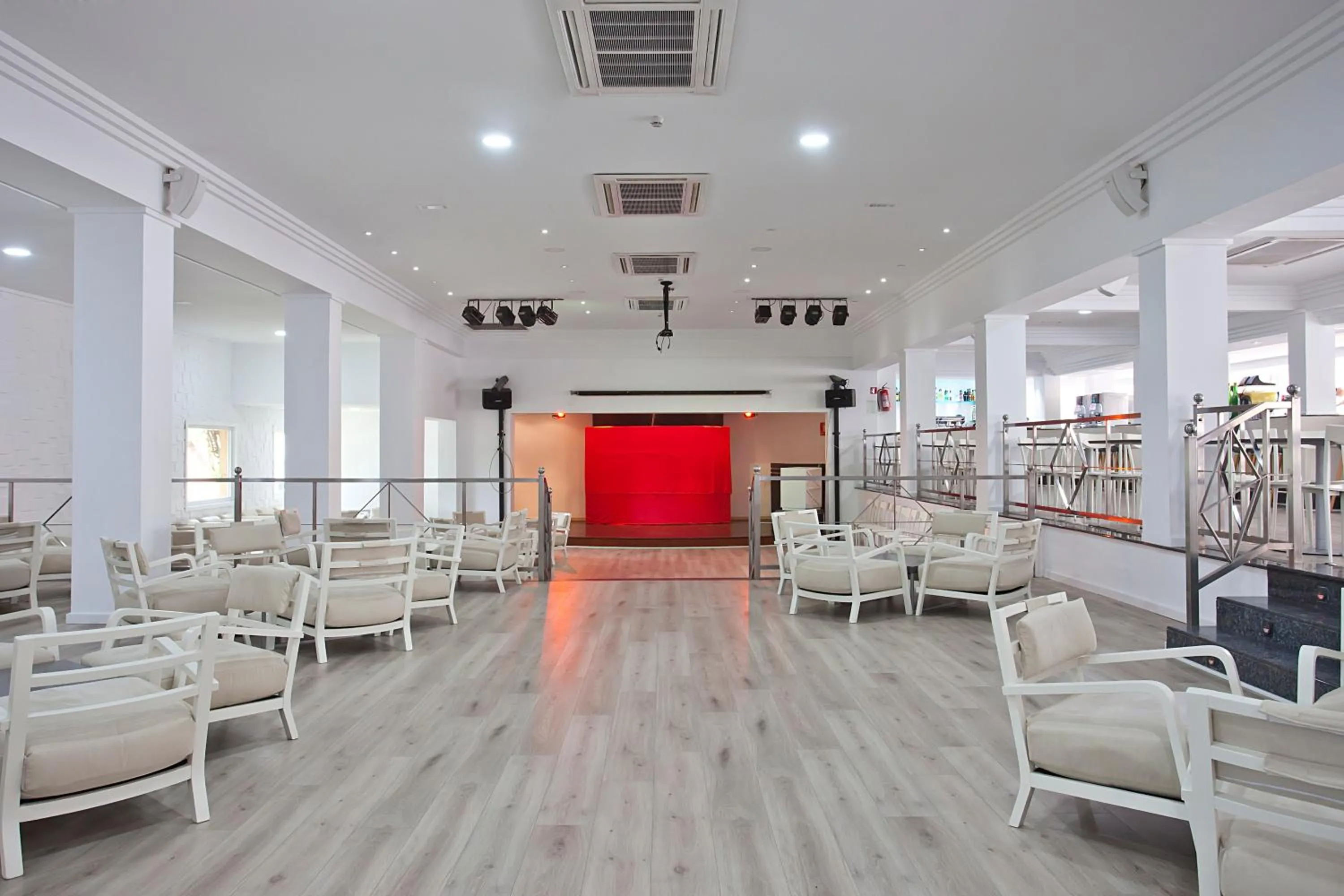 Lounge or bar in HYB Eurocalas