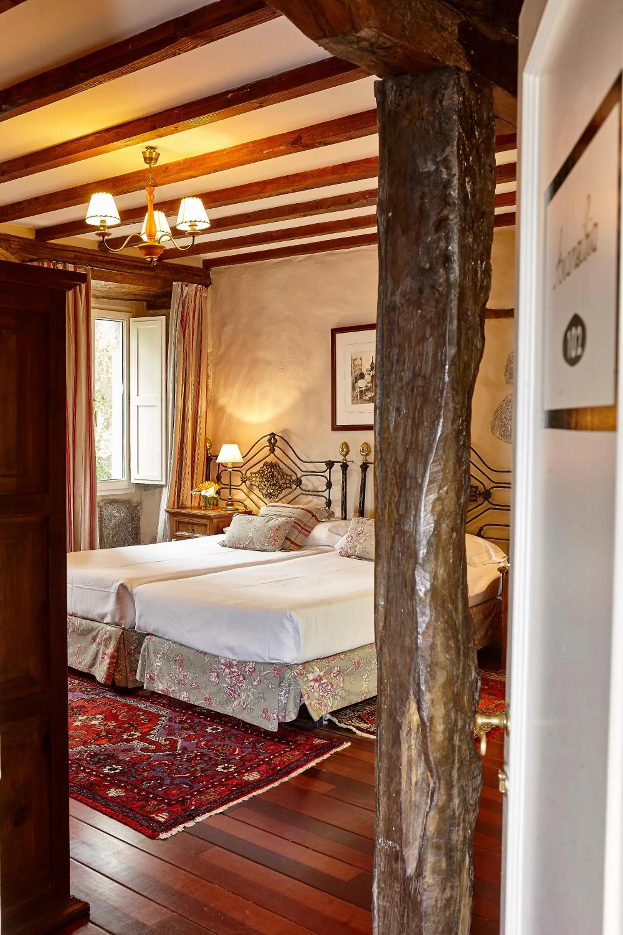 Bed in Hotel Zubieta