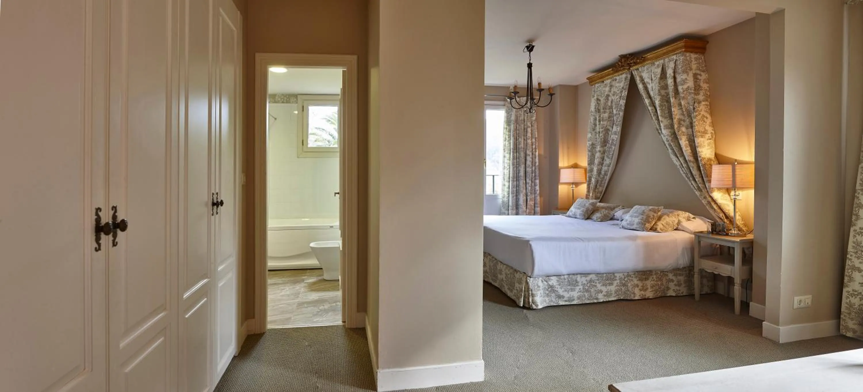 Bed in Hotel Zubieta