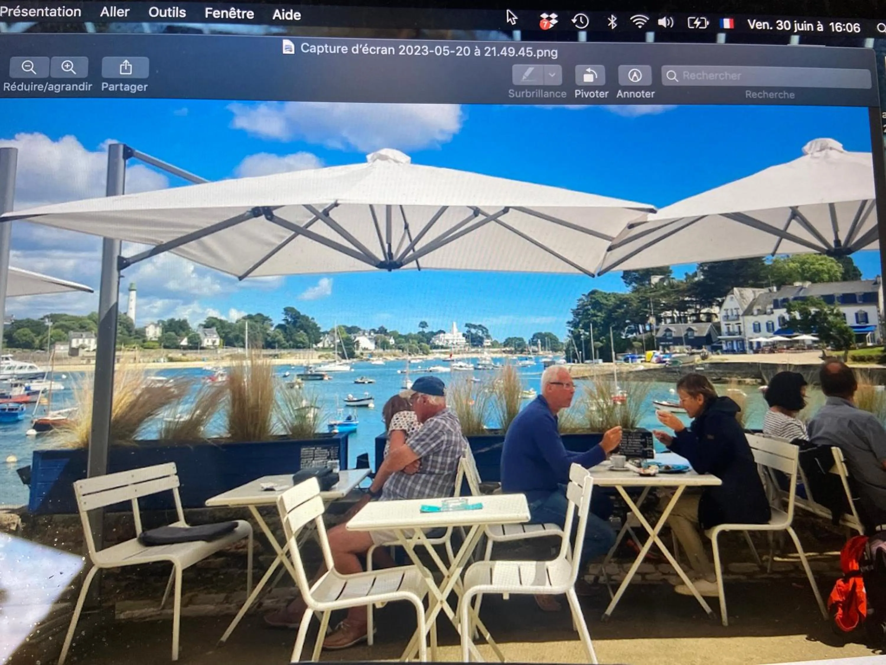 Restaurant/Places to Eat in Embruns et Sarrasin