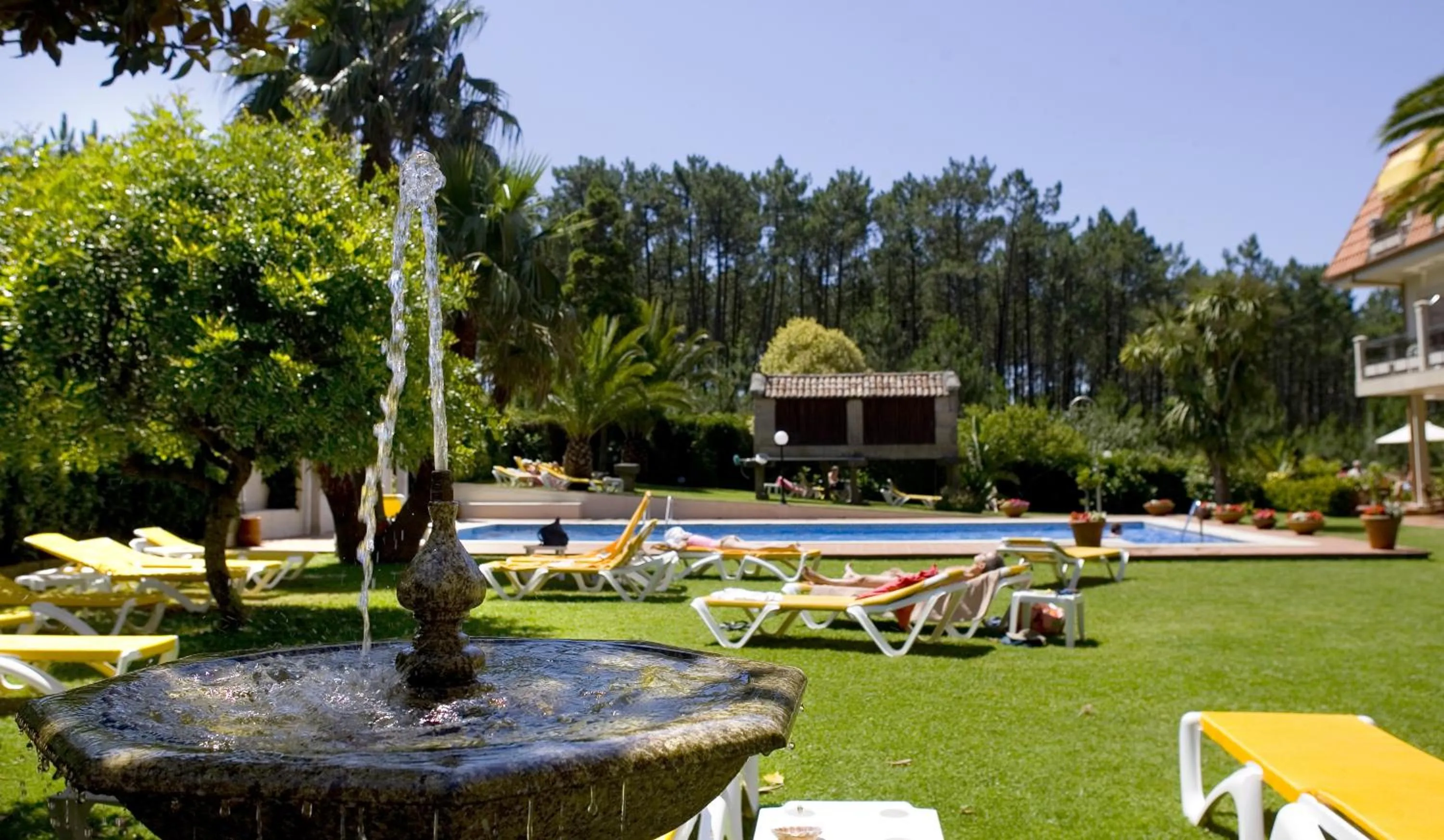Garden in Hotel Spa Atlántico San Vicente do Mar