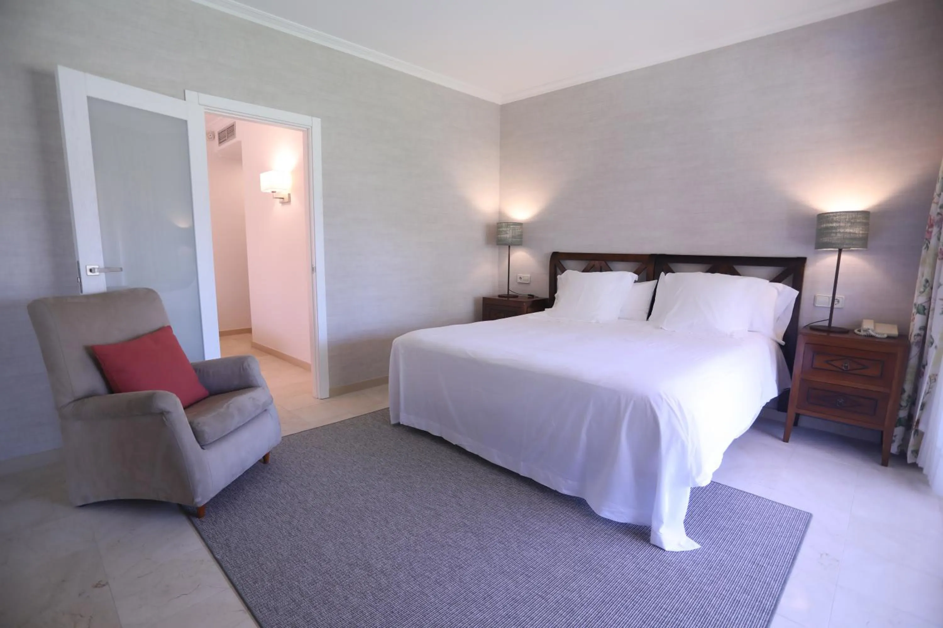 Bed in Hotel Spa Atlántico San Vicente do Mar