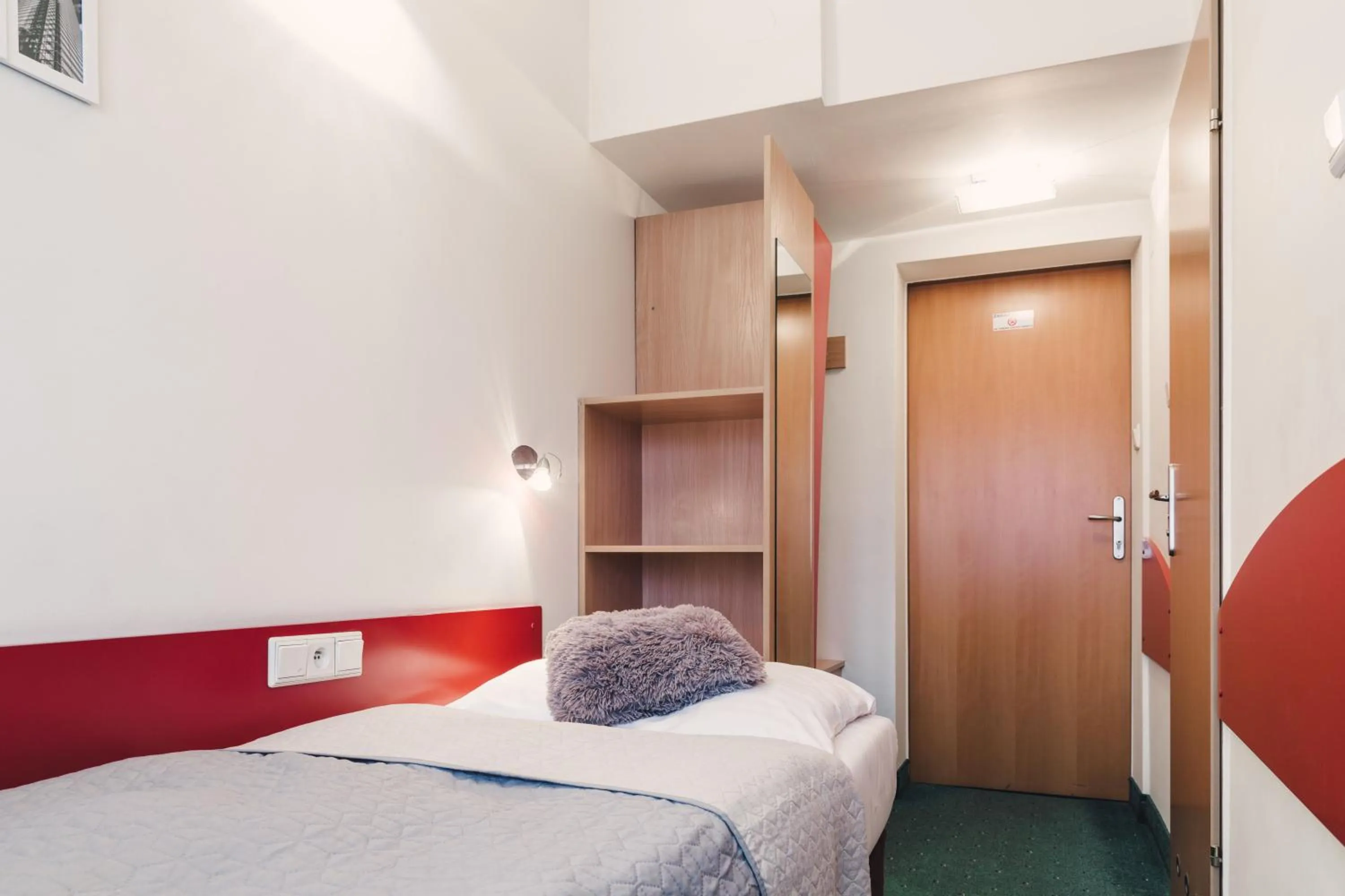 Photo of the whole room, Bed in Ondraszek