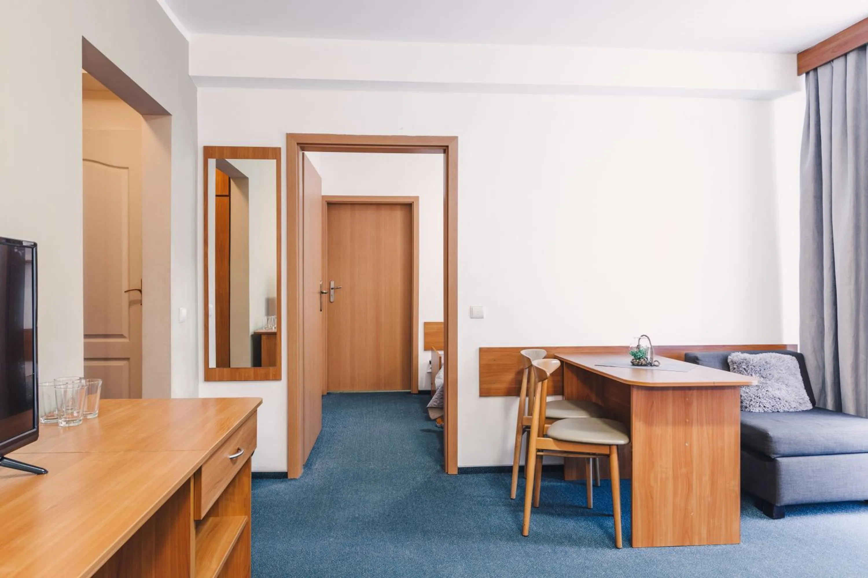 Photo of the whole room in Ondraszek