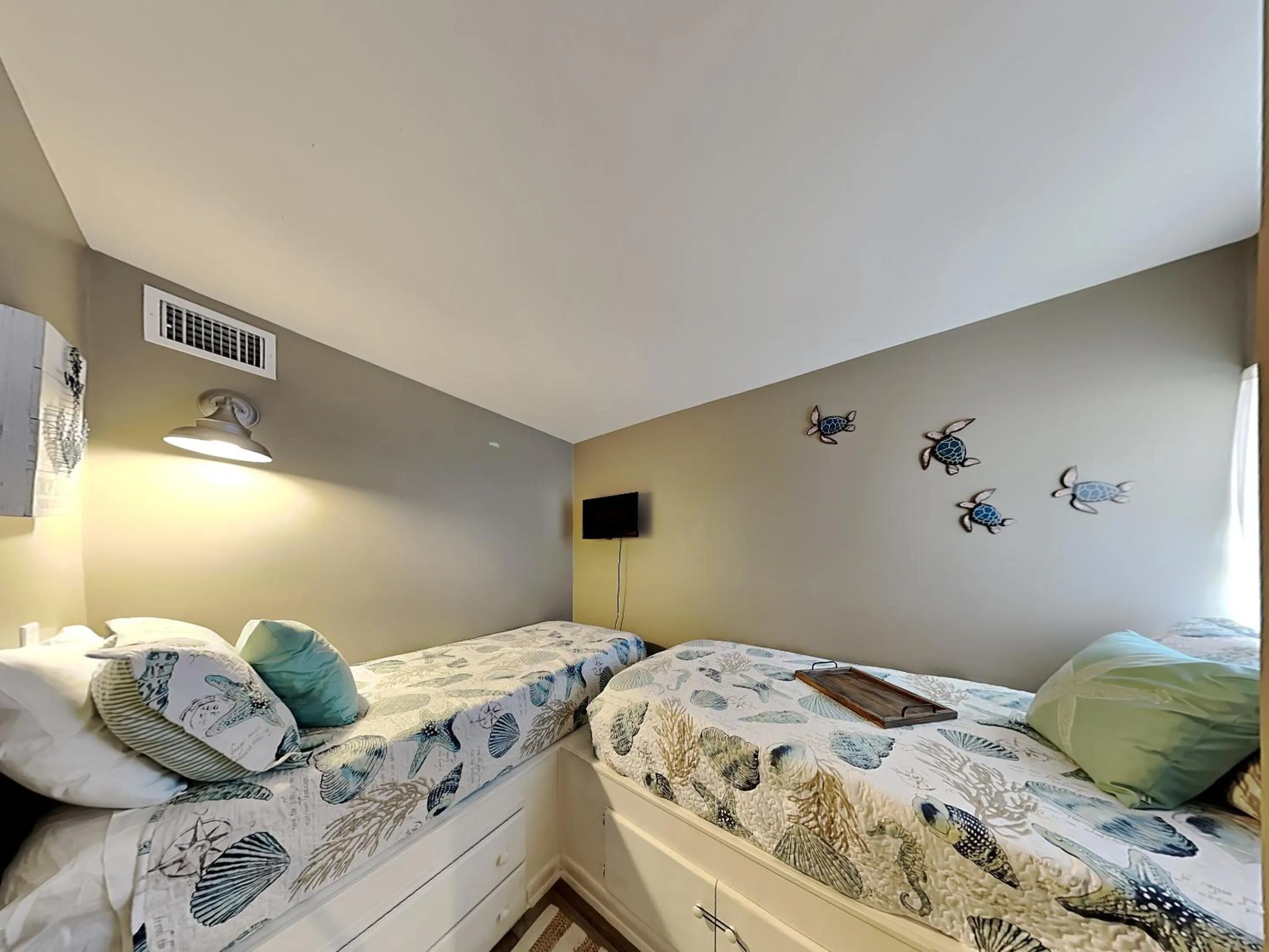 Bed in Colony Reef 3102