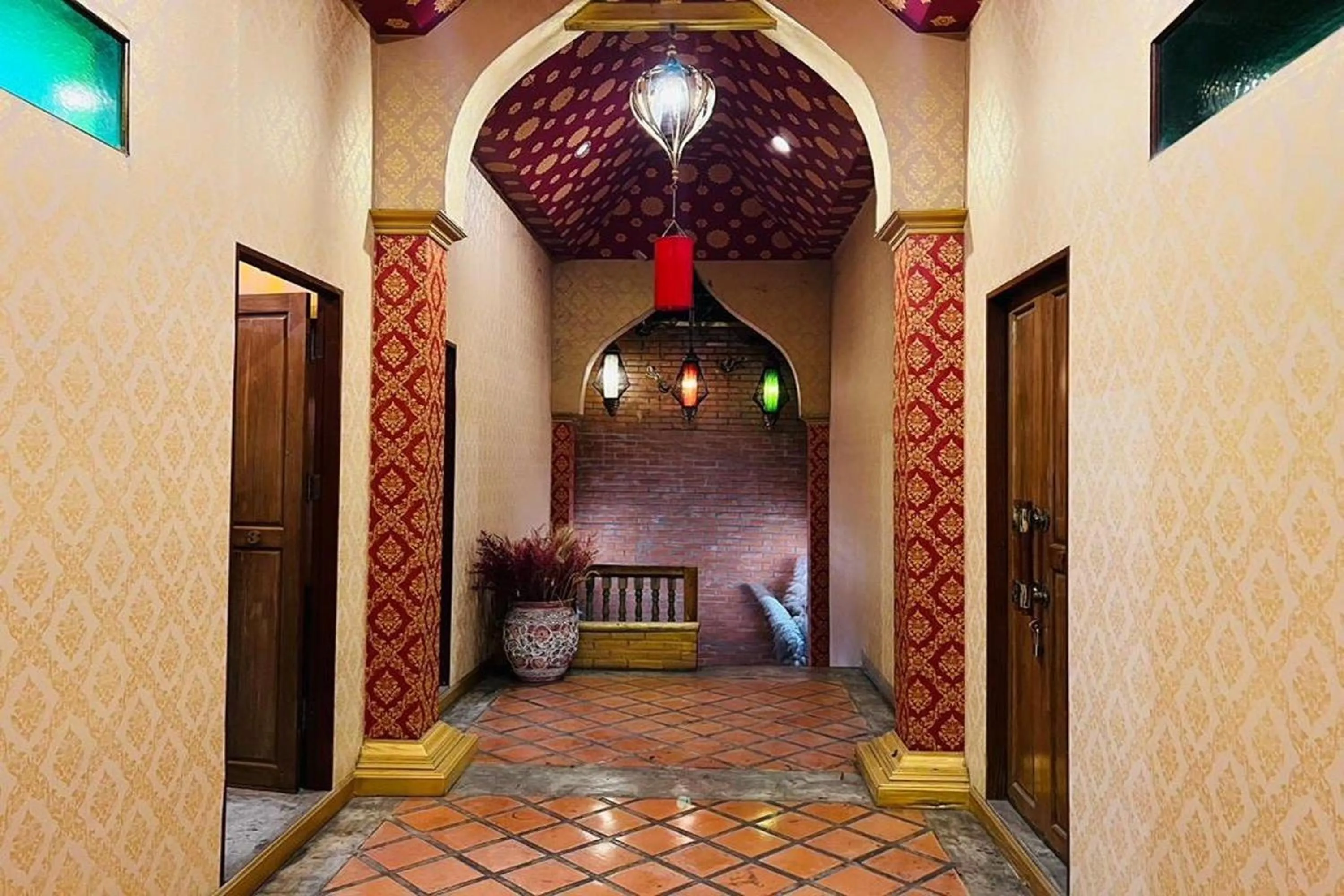 Living room in Amethyst Hotel Chiang Mai