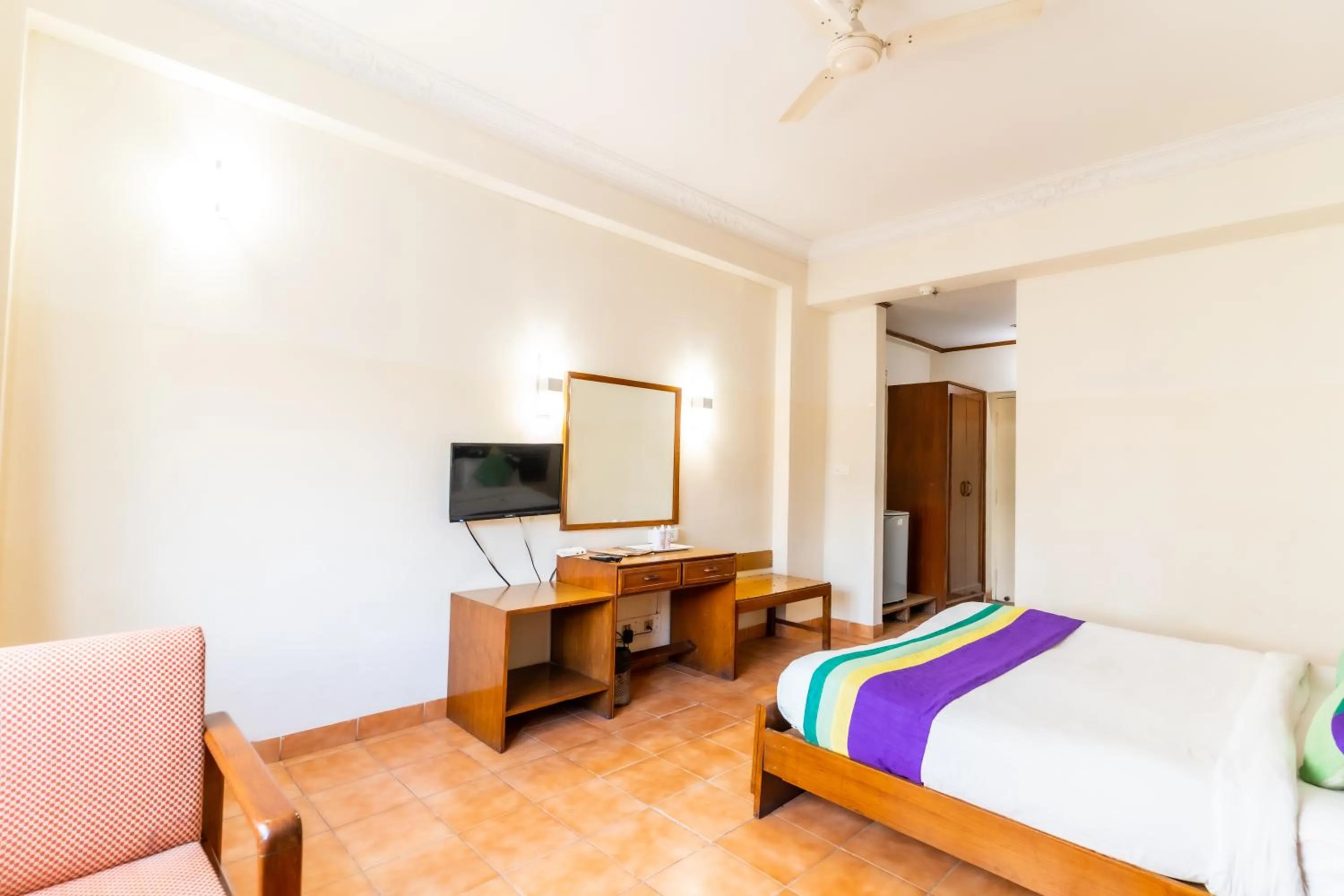 TV and multimedia, Bed in Hotel Kant Palace