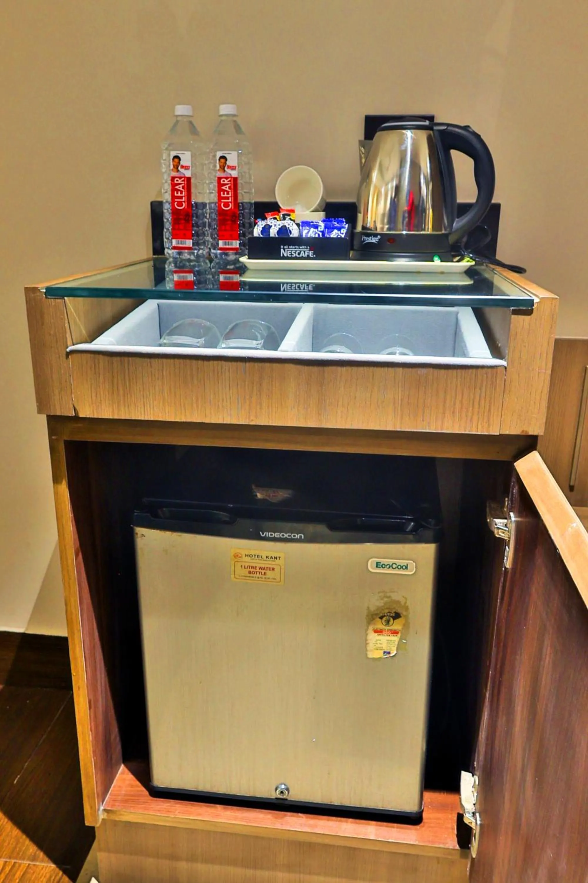 Coffee/tea facilities in Hotel Kant Palace