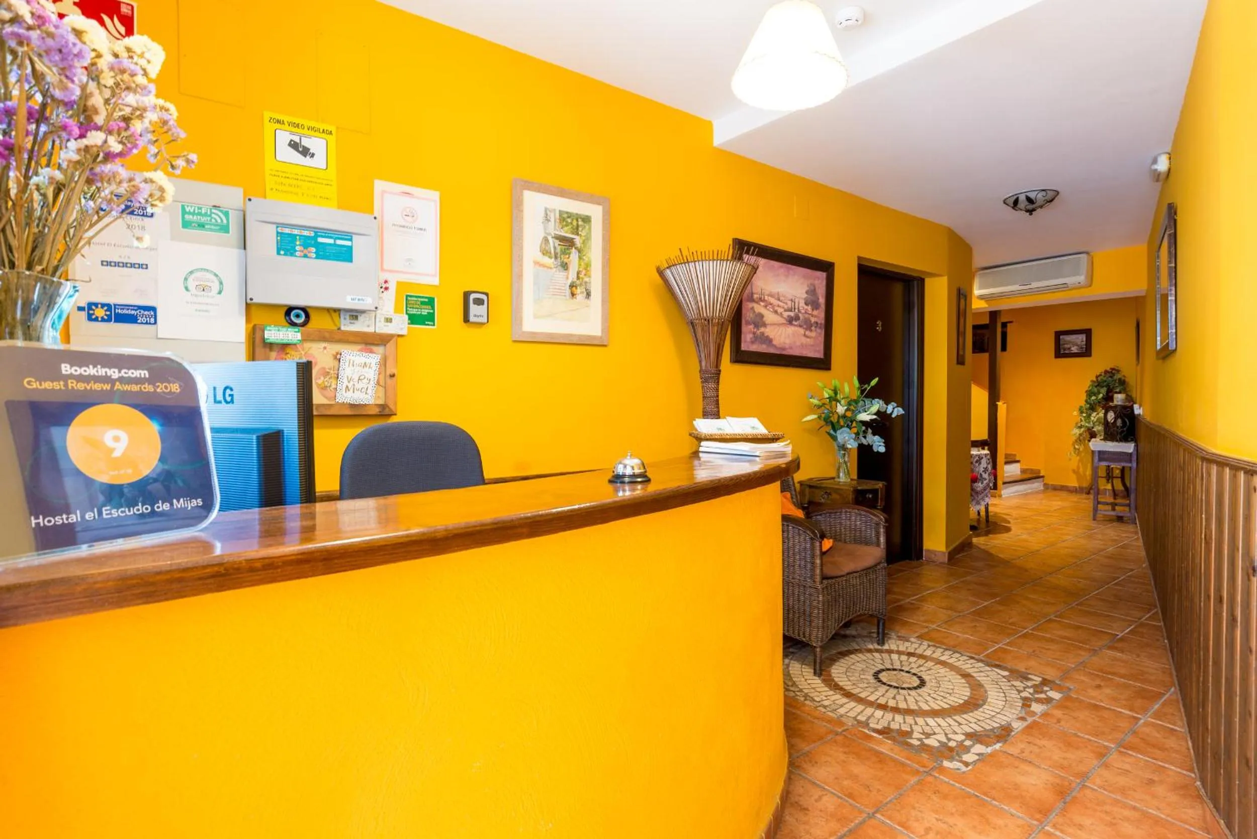 Lobby or reception in Hostal El Escudo de Mijas