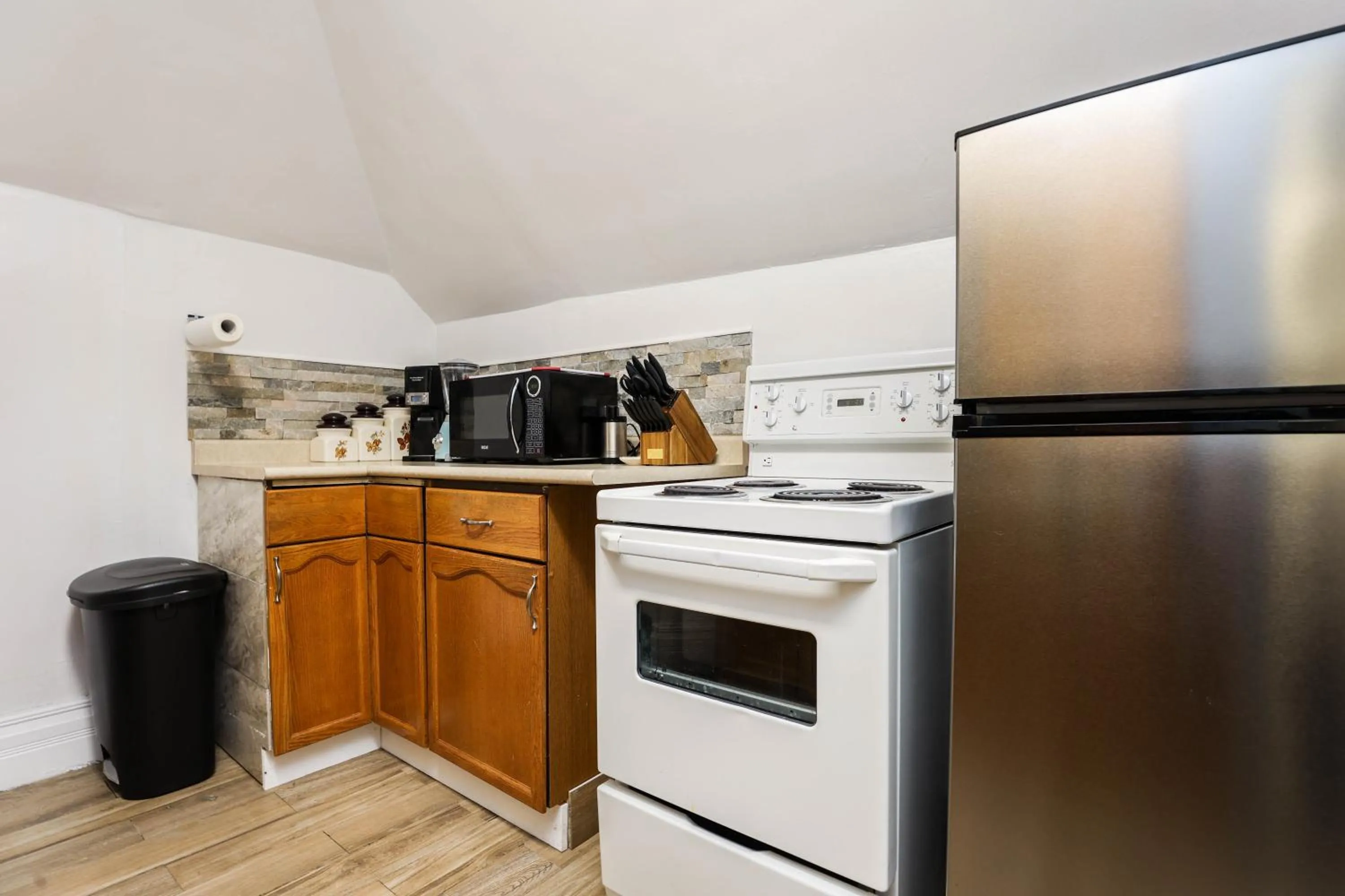 Kitchen or kitchenette in Wolseley the heart of the city !