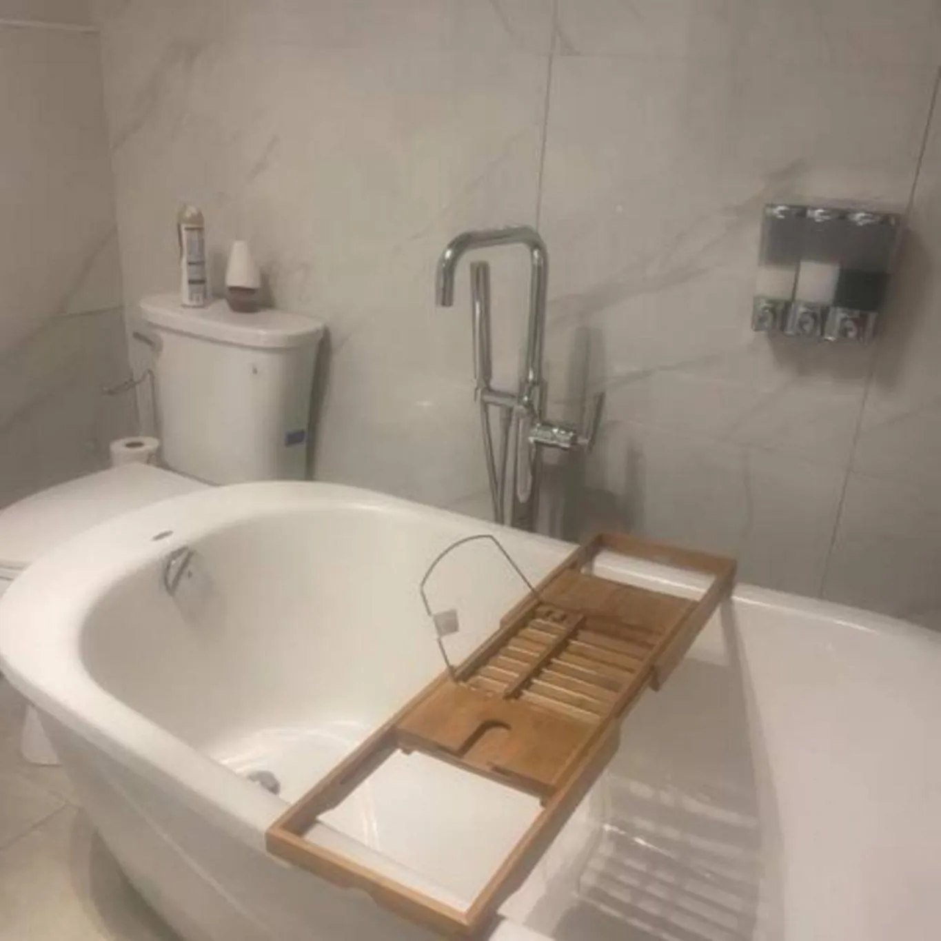 Bathroom in Wolseley the heart of the city !