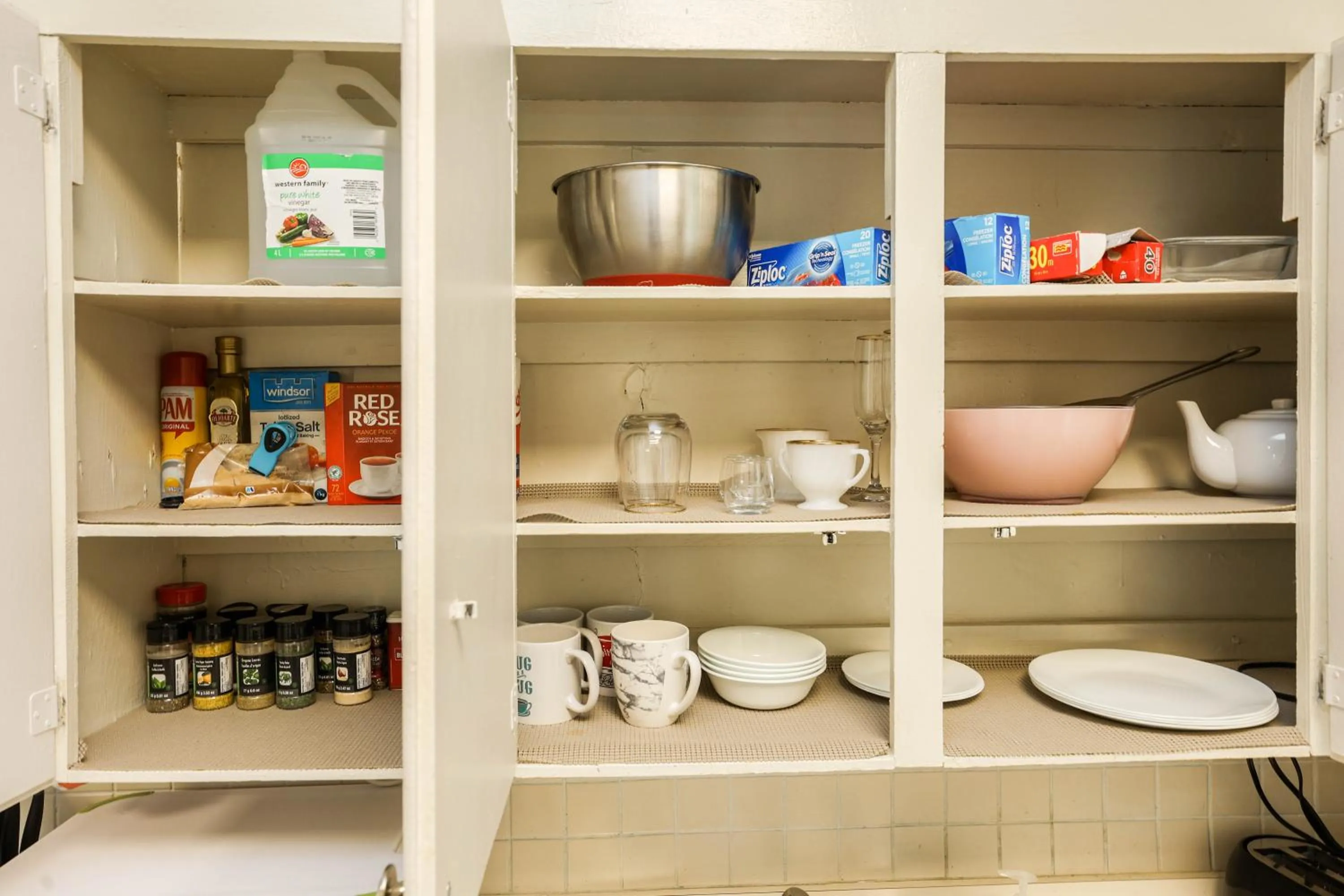 Coffee/tea facilities in Wolseley the heart of the city !