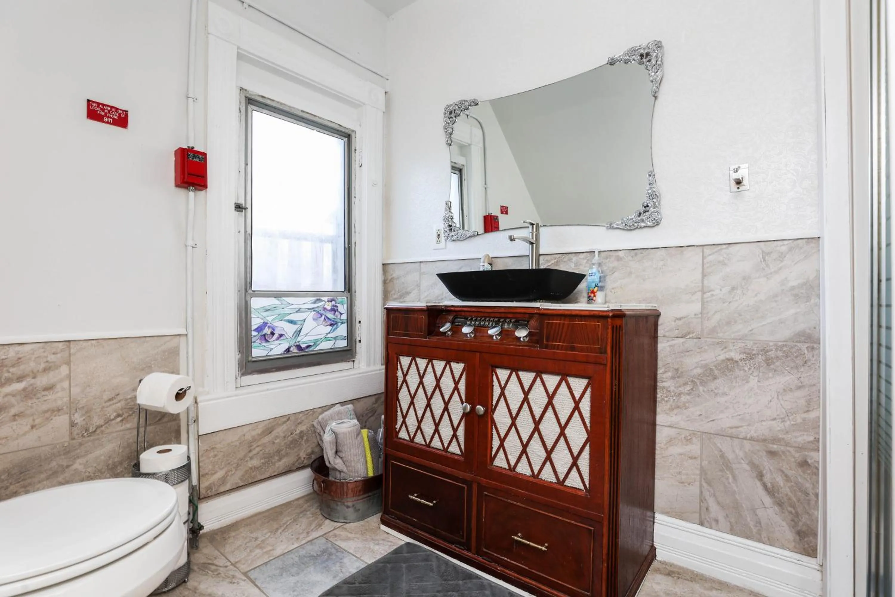 Bathroom in Wolseley the heart of the city !