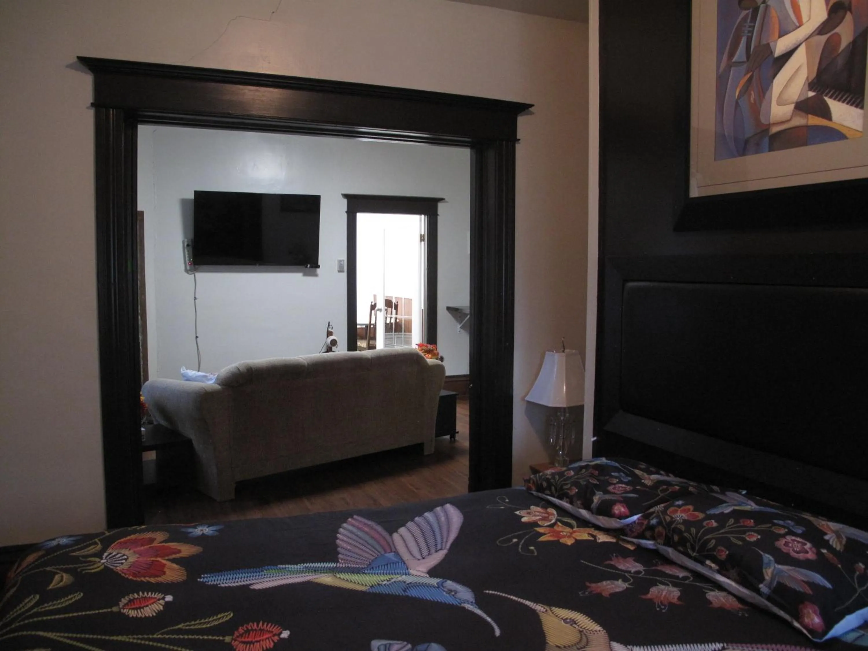 Bedroom, Bed in Wolseley the heart of the city !