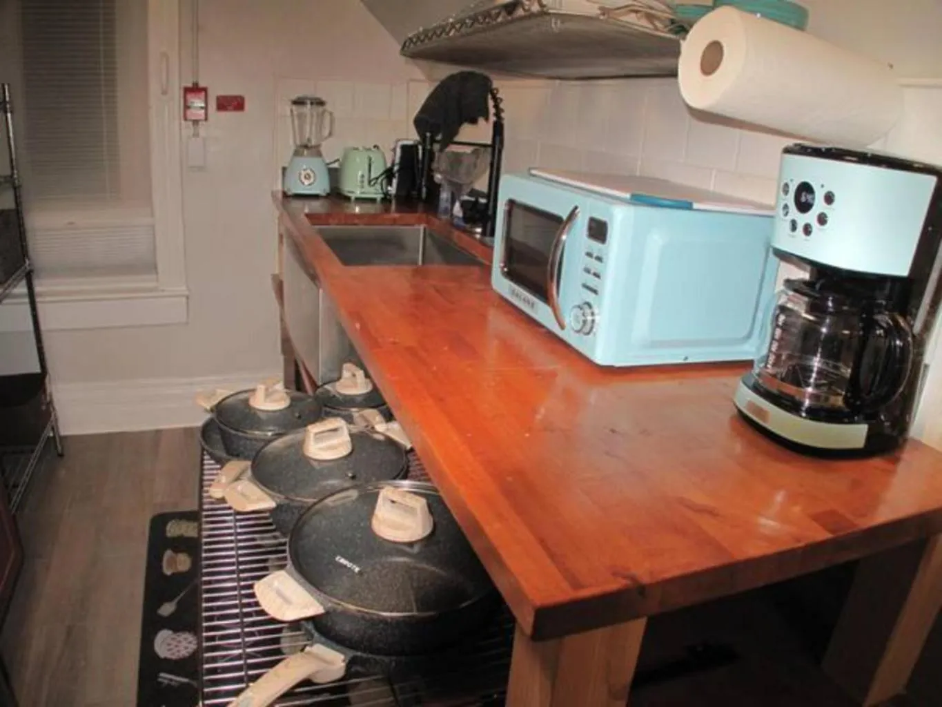 Kitchen or kitchenette in Wolseley the heart of the city !